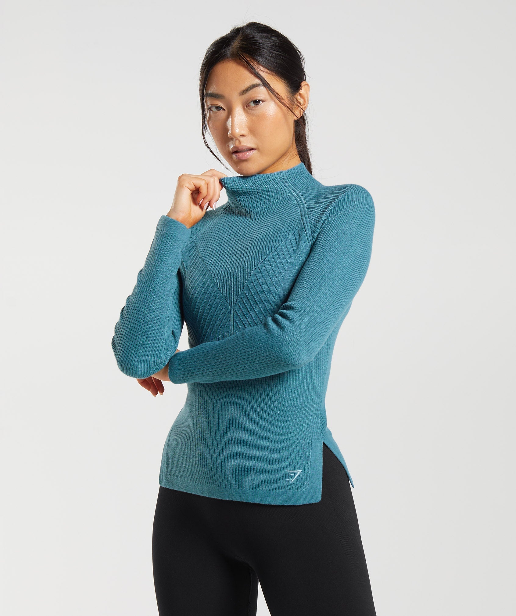 gymshark-pause-knitwear-long-sleeve-top-charred-blue-tame-blue-aw22
