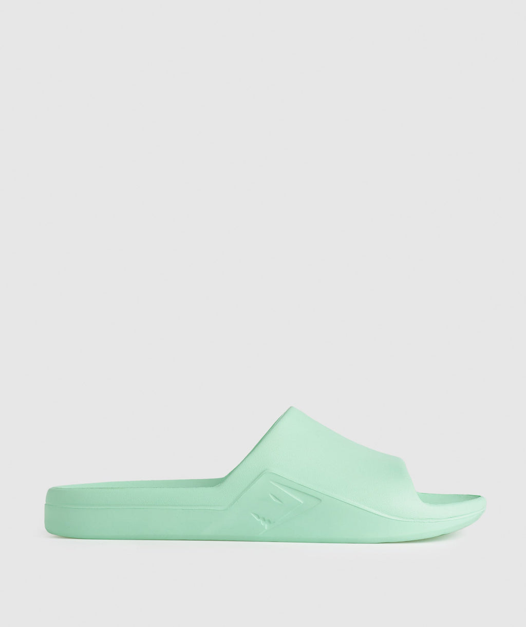 gymshark-rest-day-slides-pastel-green-ss23