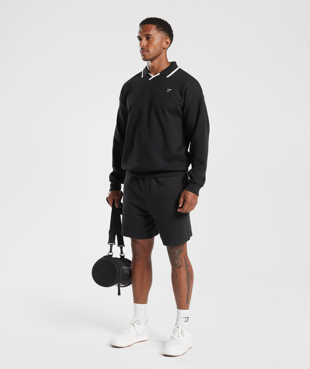 gymshark-rest-day-street-polo-pullover-black-aw23