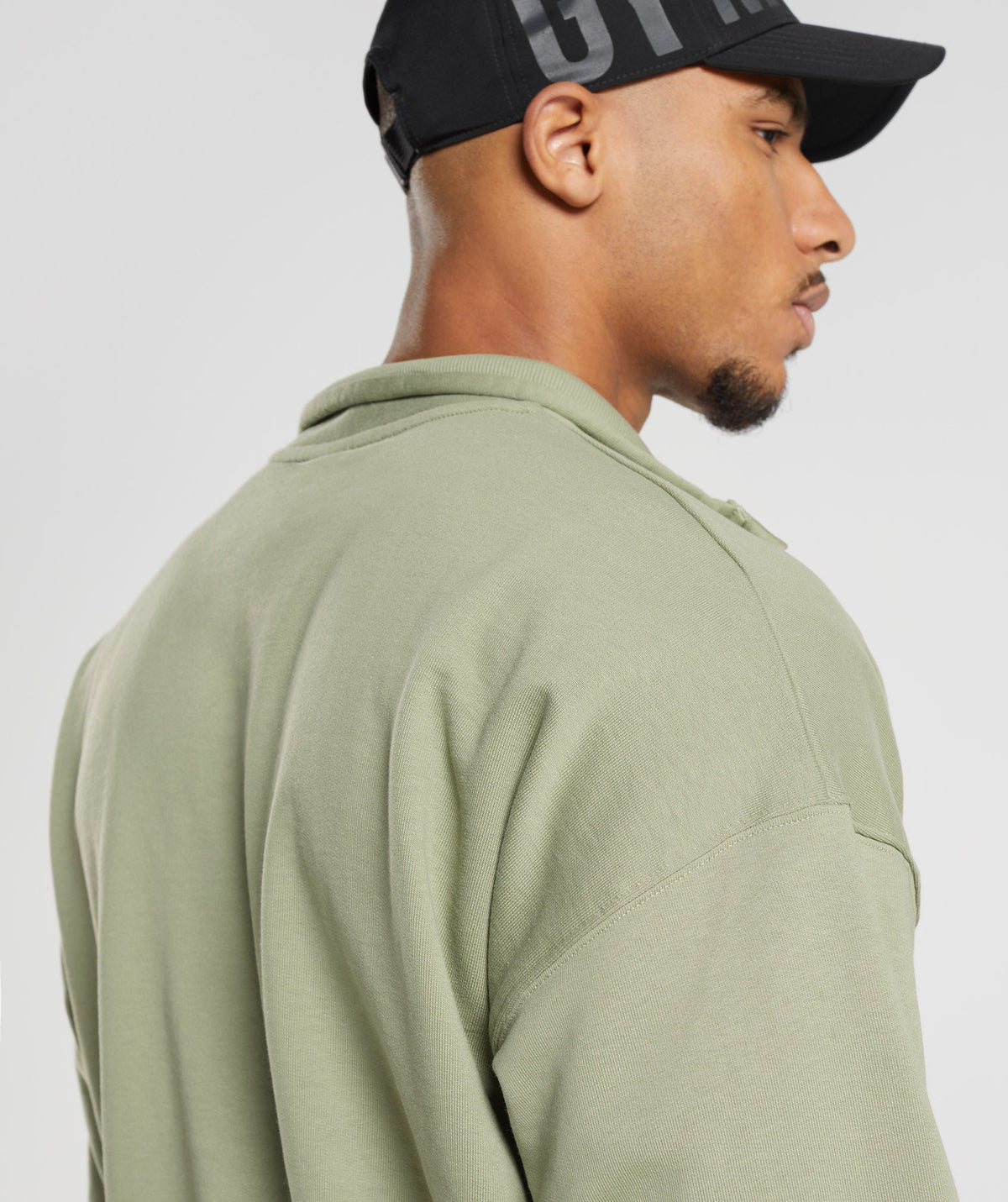 gymshark-rest-day-sweats-1-4-zip-sage-green-aw22