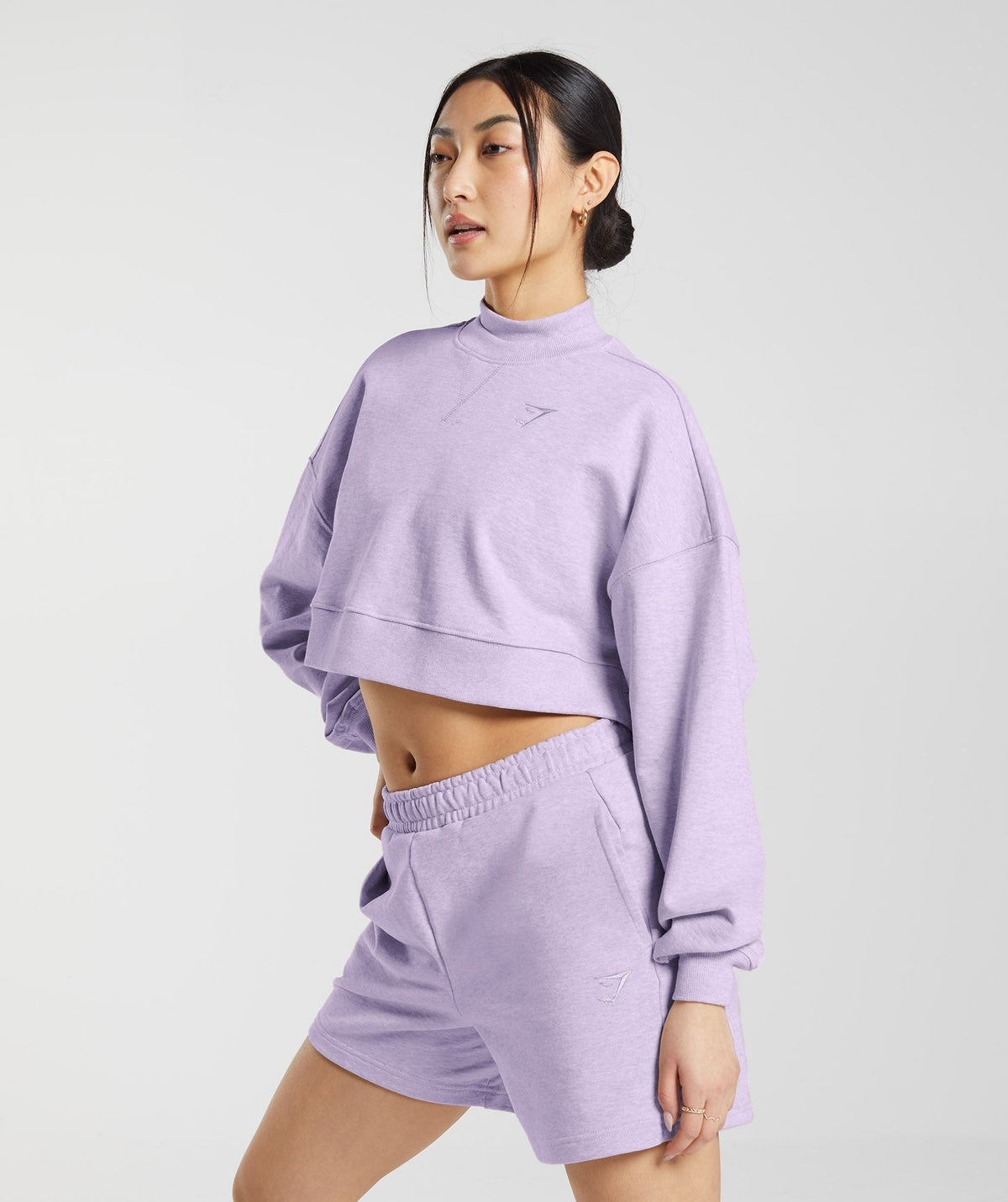 gymshark-rest-day-sweats-cropped-pullover-aura-lilac-marl-ss23