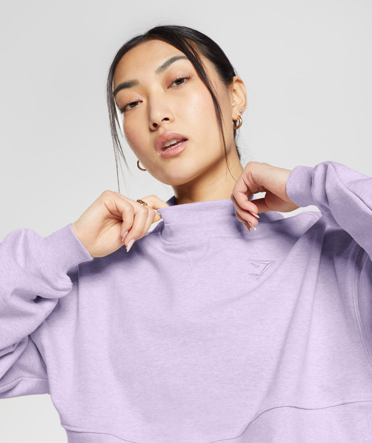 gymshark-rest-day-sweats-cropped-pullover-aura-lilac-marl-ss23