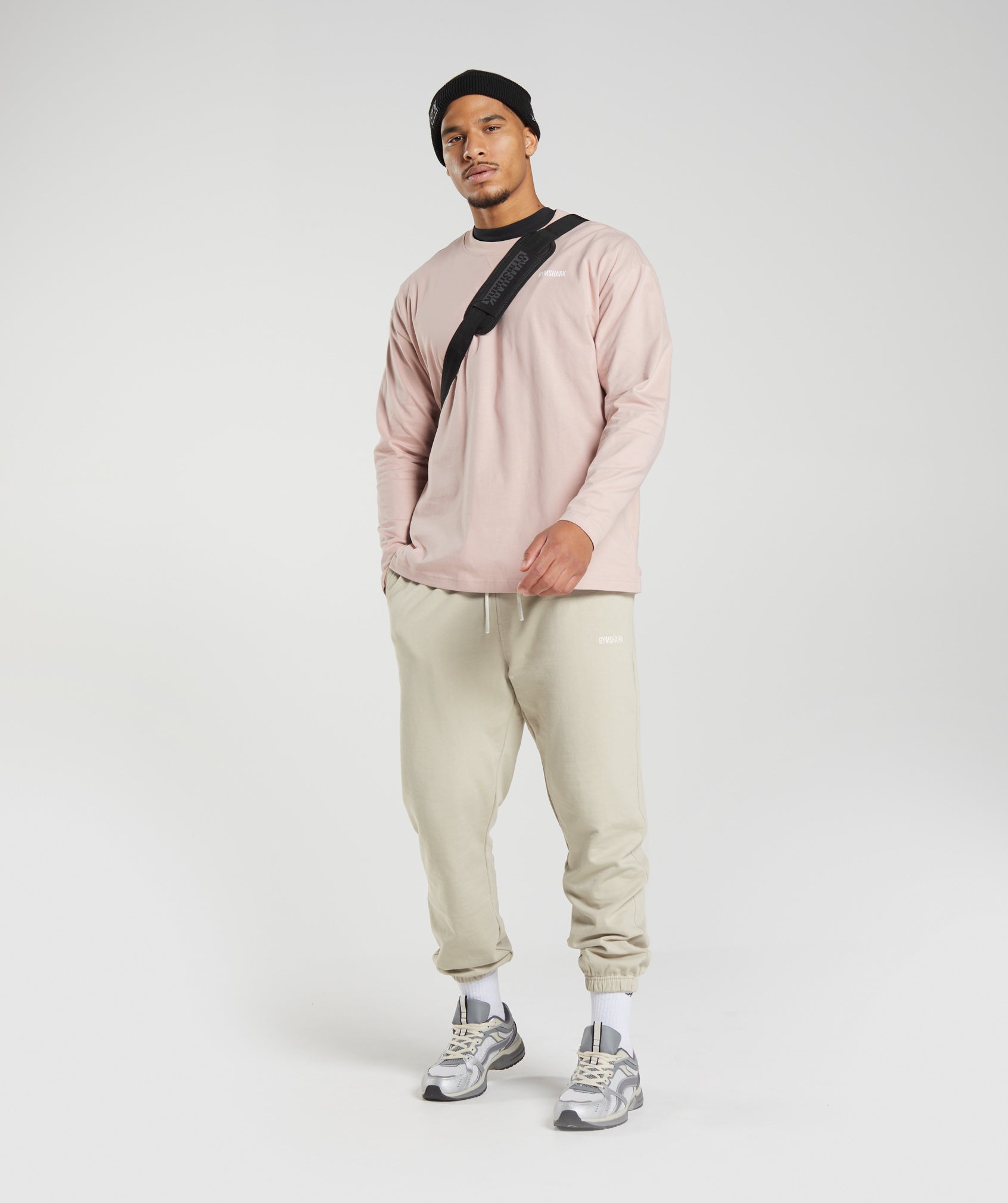 gymshark-rest-day-sweats-long-sleeve-t-shirt-dusty-taupe-aw23