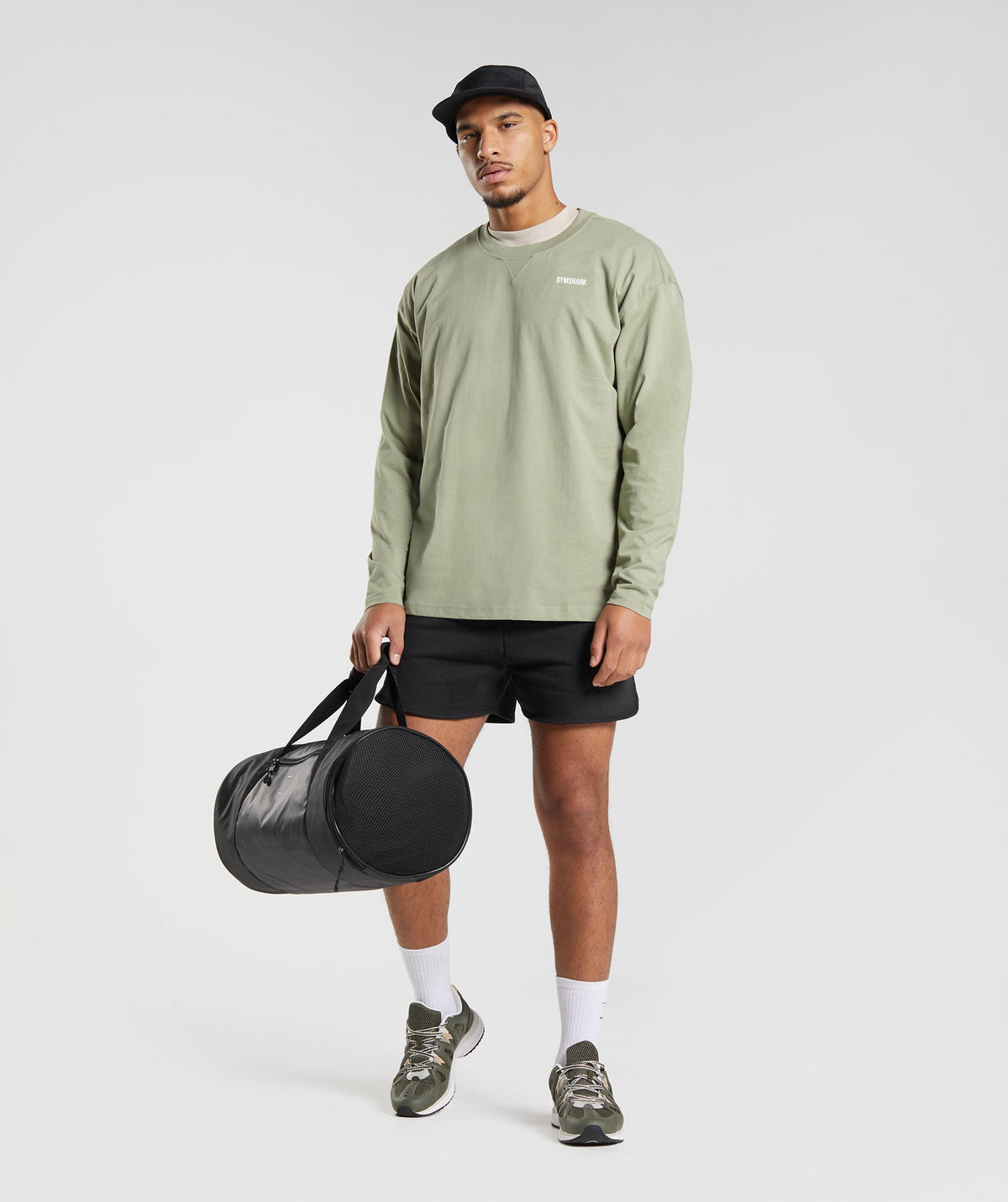 gymshark-rest-day-sweats-long-sleeve-t-shirt-sage-green-aw23