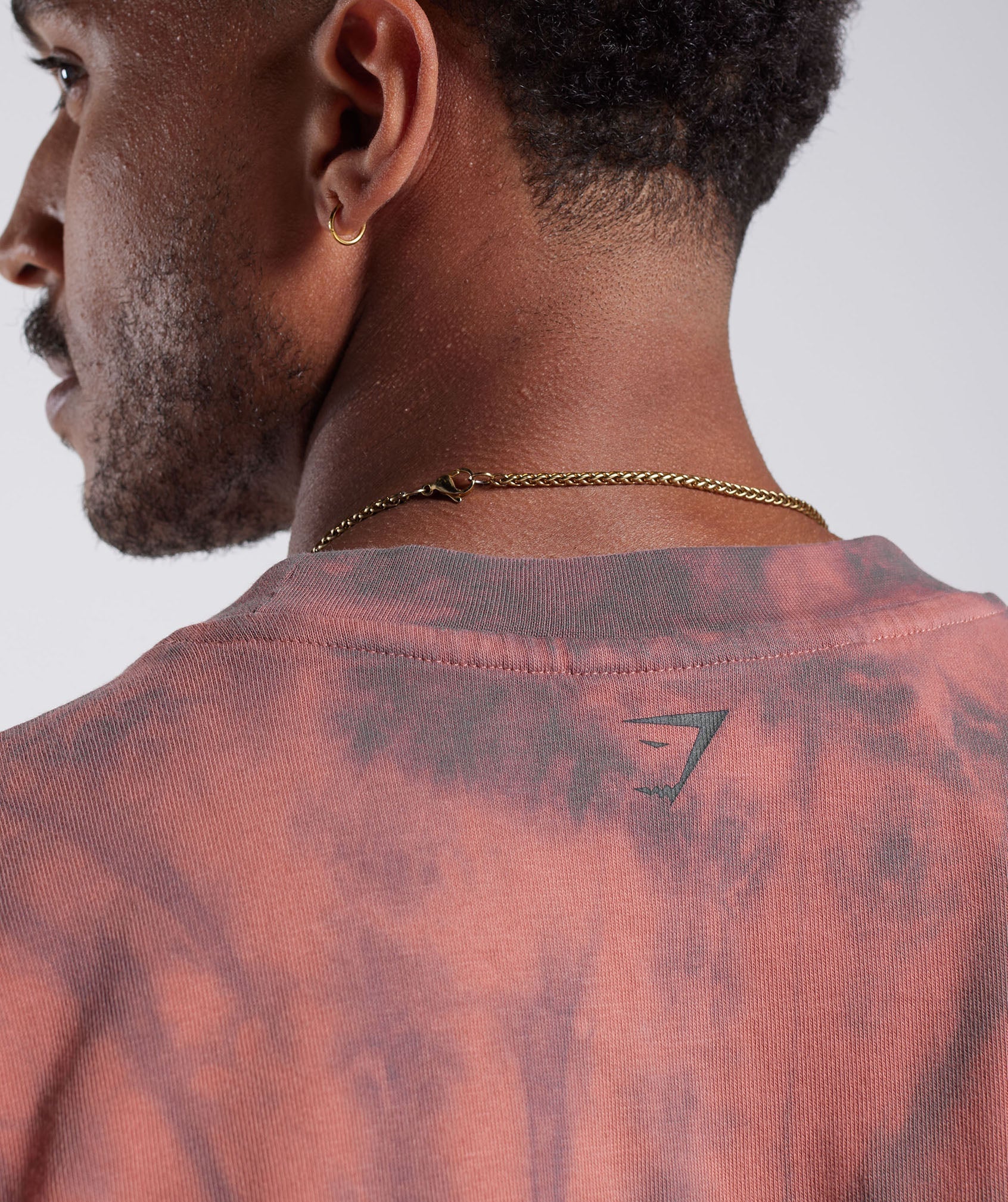 gymshark-rest-day-t-shirt-terracotta-pink-dusty-maroon-spiral-optic-wash-ss23