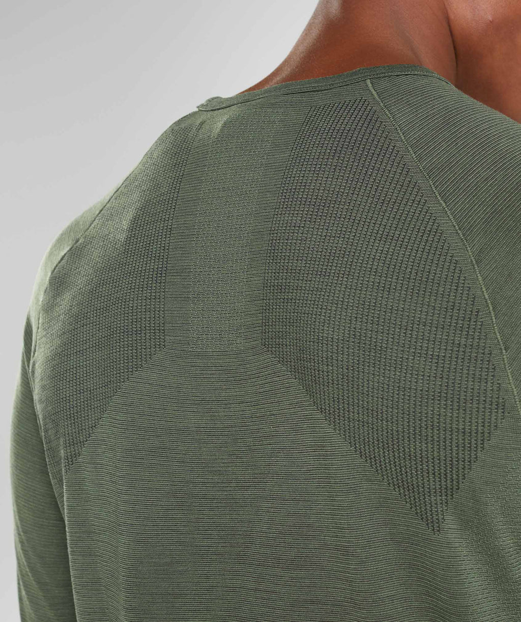 gymshark-retake-seamless-long-sleeve-t-shirt-core-olive-aw22