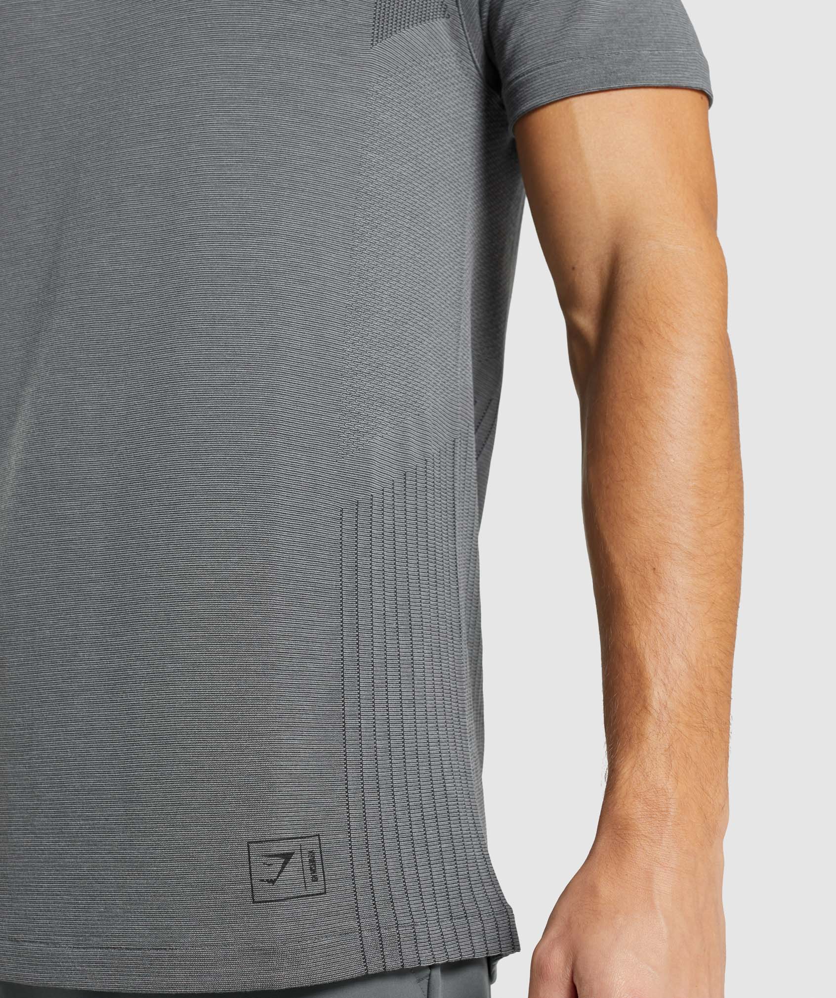 gymshark-retake-seamless-t-shirt-black-charcoal-marl-aw21