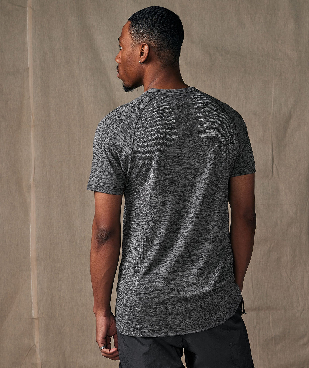 gymshark-retake-seamless-t-shirt-onyx-grey-white-marl-ss22