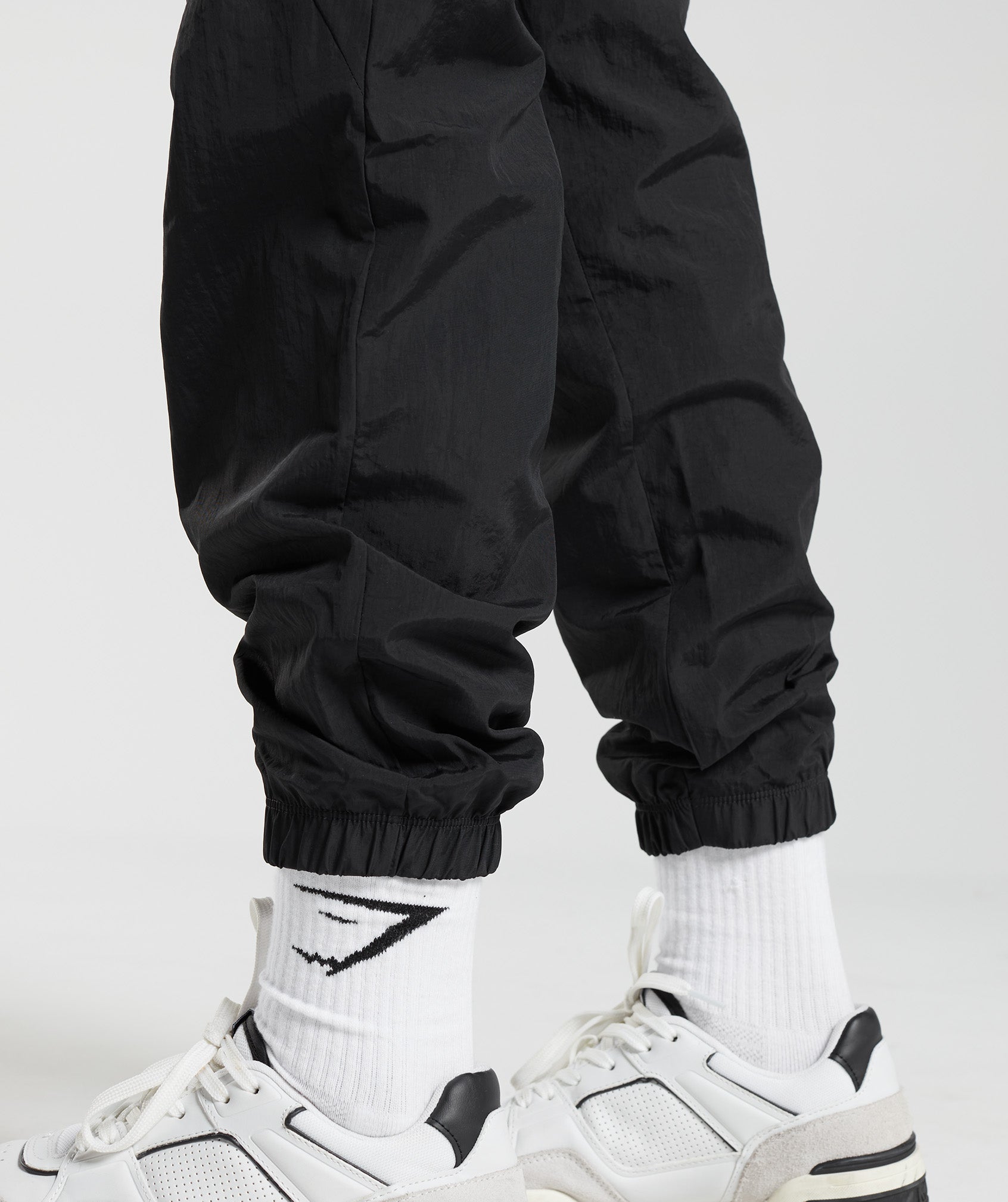 gymshark-retake-track-joggers-black-aw22