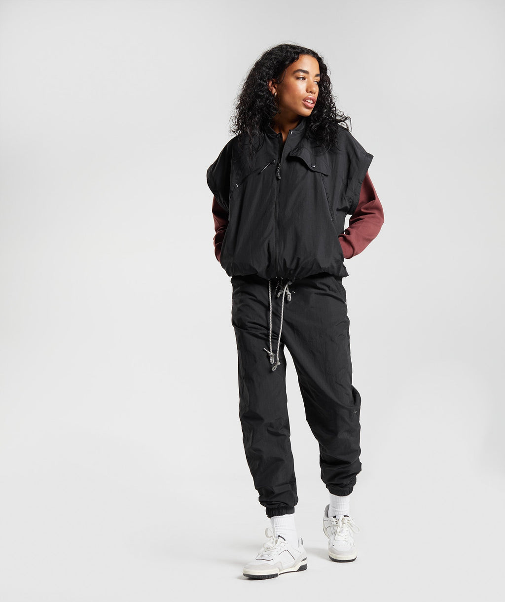 gymshark-retake-woven-jacket-black-aw22
