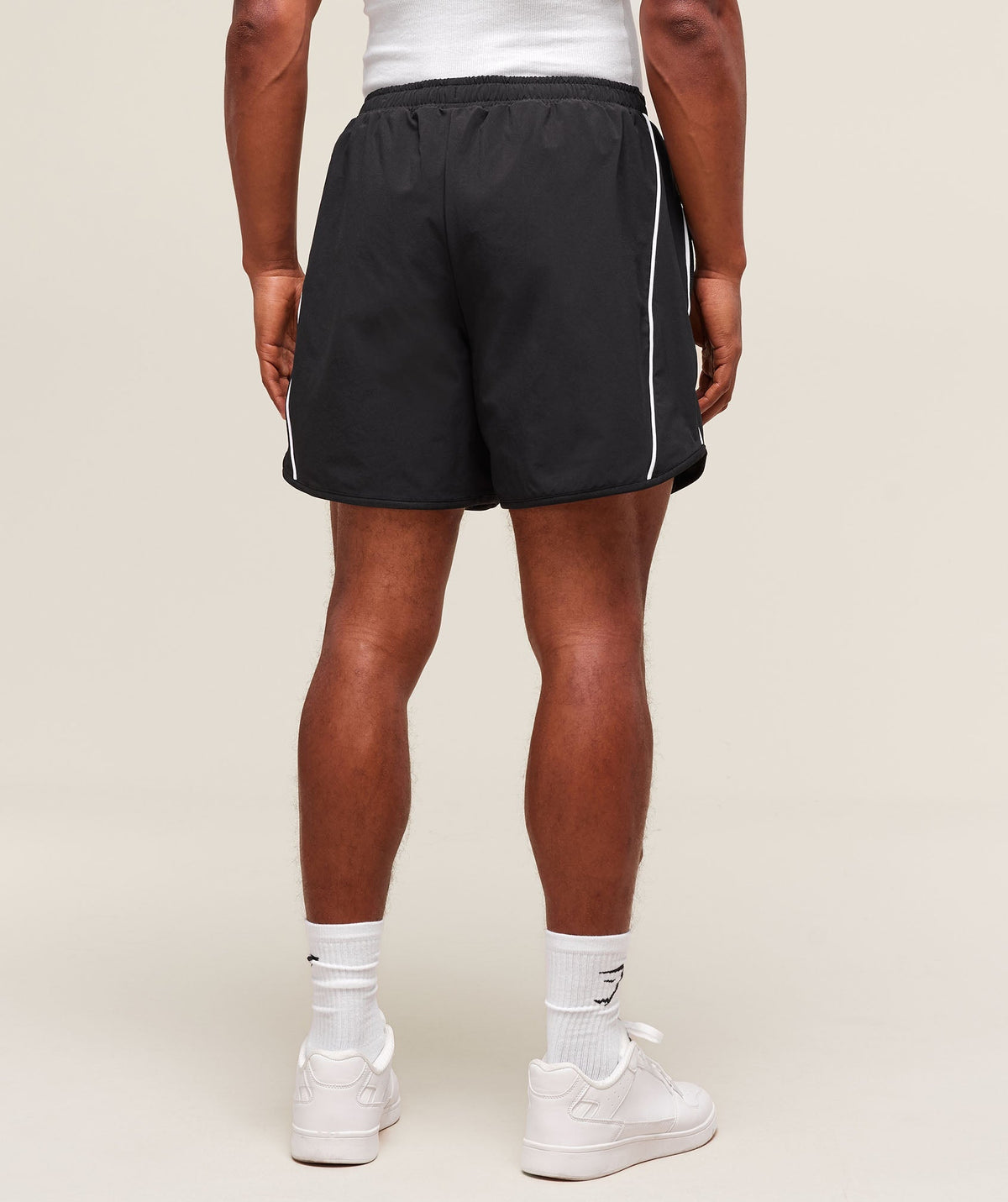 gymshark-retro-shorts-black-ss25