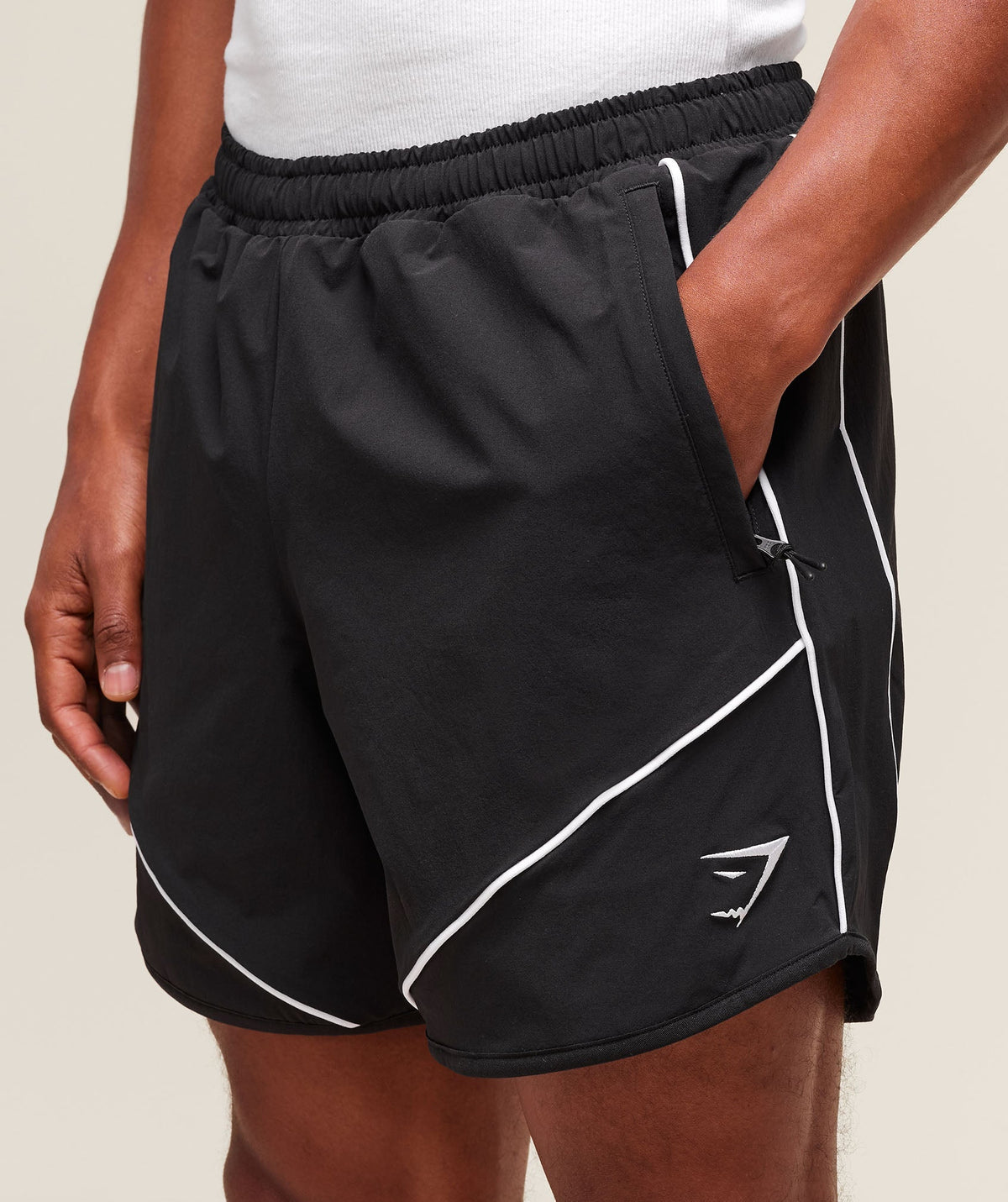 gymshark-retro-shorts-black-ss25