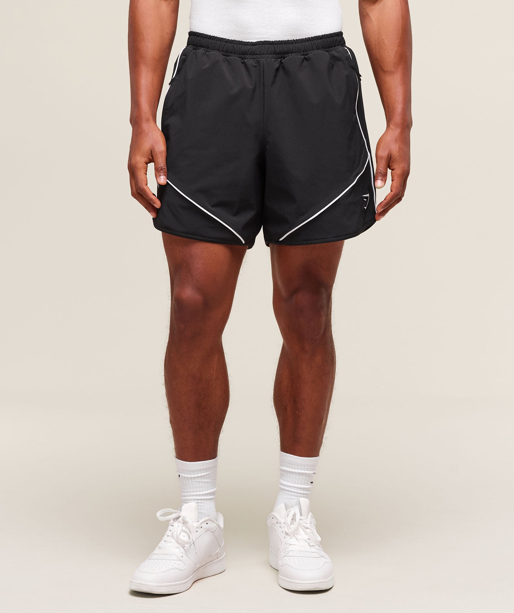 gymshark-retro-shorts-black-ss25