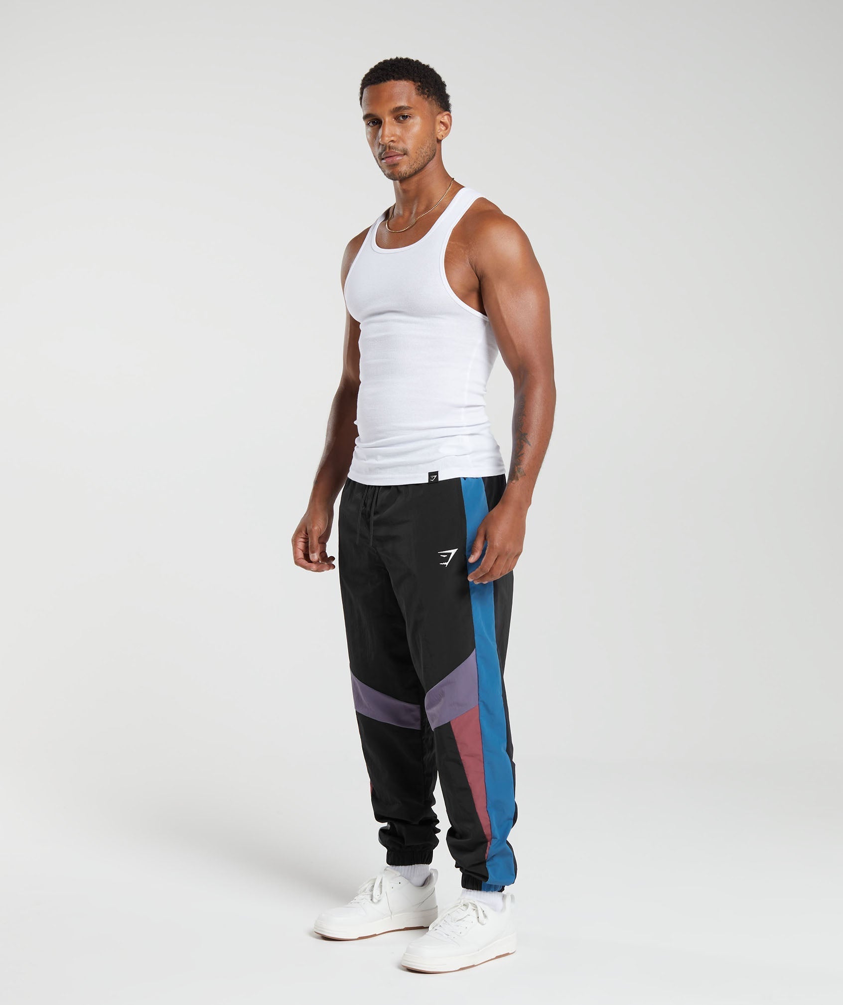 gymshark-retro-track-pants-black-aw23