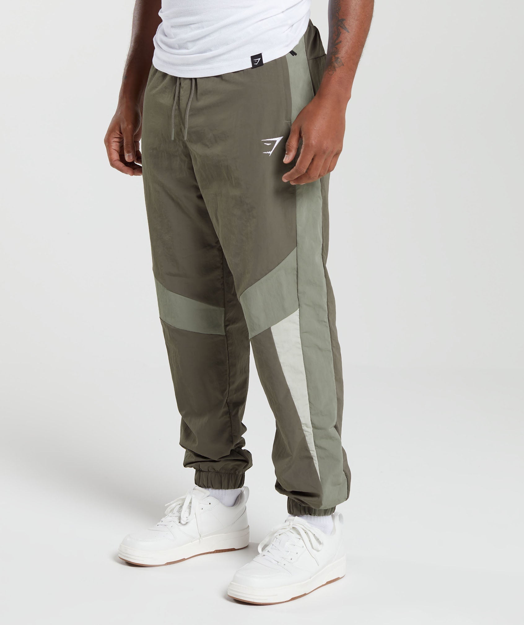 gymshark-retro-track-pants-brown-aw23