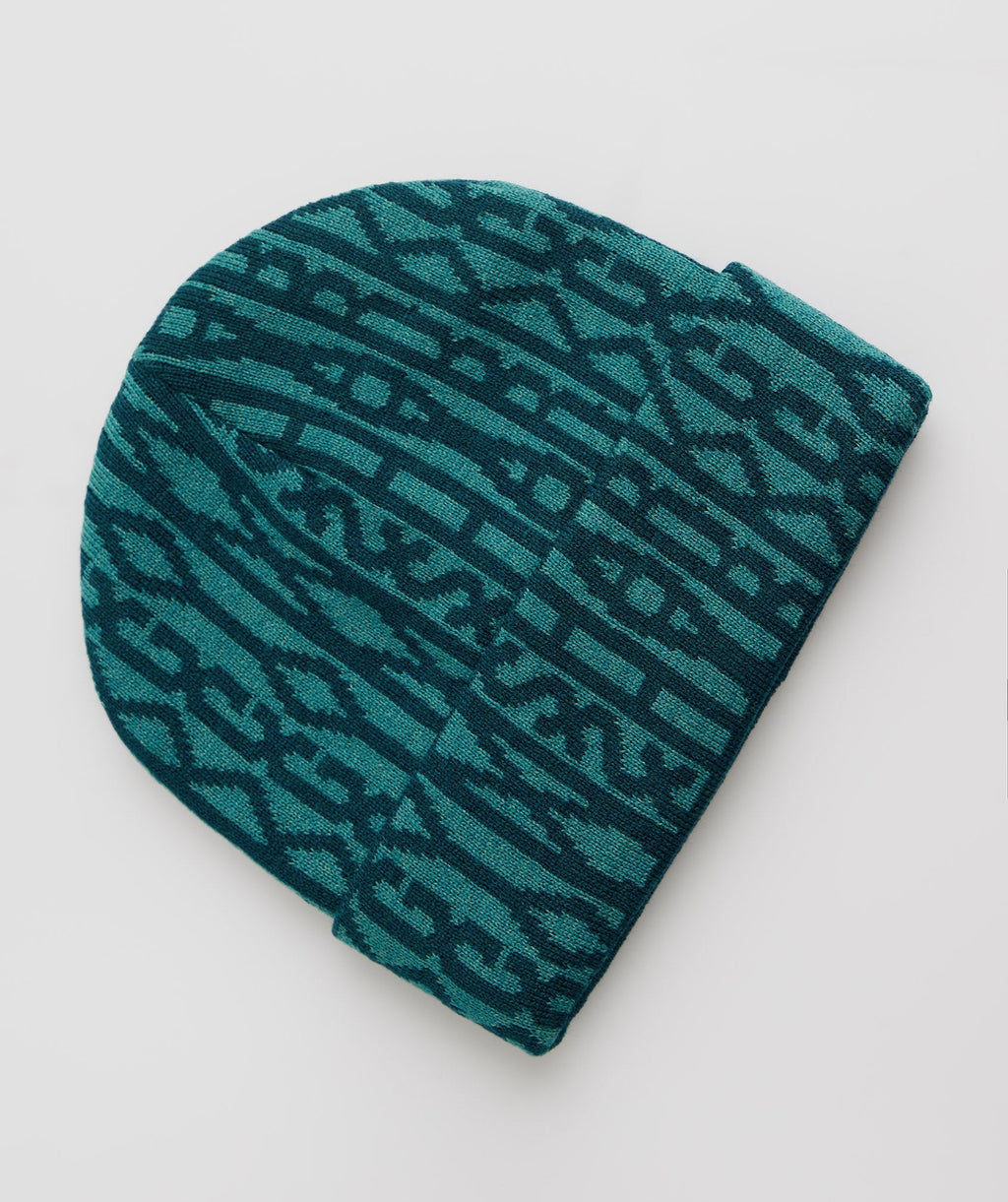 gymshark-reversable-jacquard-beanie-winter-teal-slate-blue-aw22