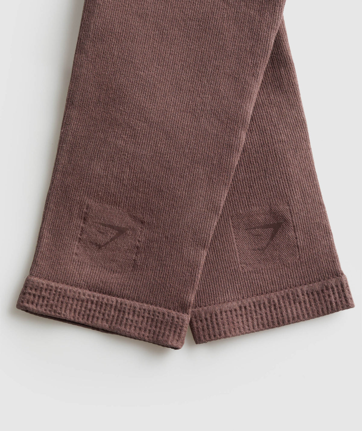 gymshark-ribbed-cotton-seamless-leg-warmers-soft-brown-ss24