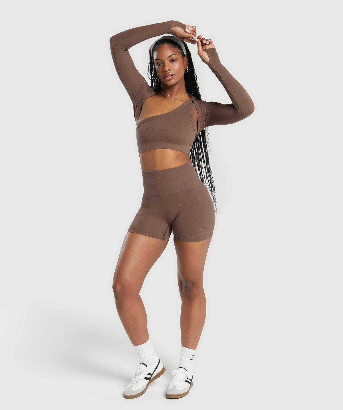 gymshark-ribbed-cotton-seamless-shrug-ls-tops-brown-ss24
