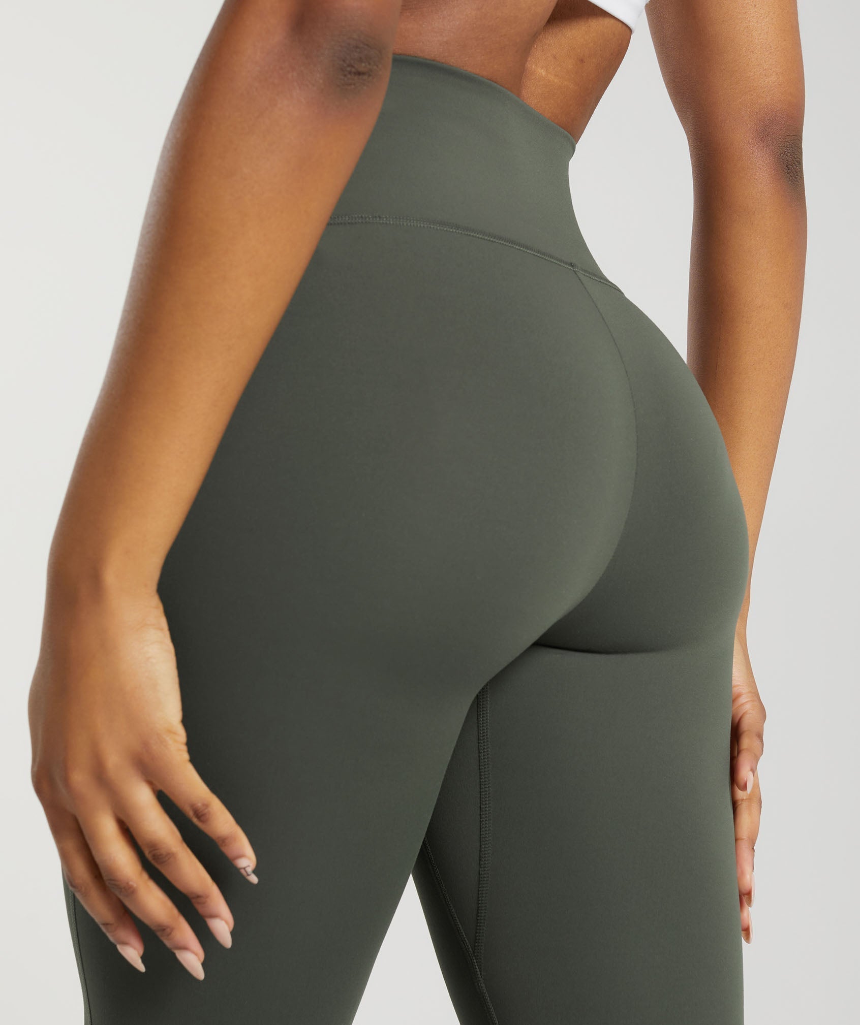 gymshark-ribbon-ankle-leggings-strength-green-ss24