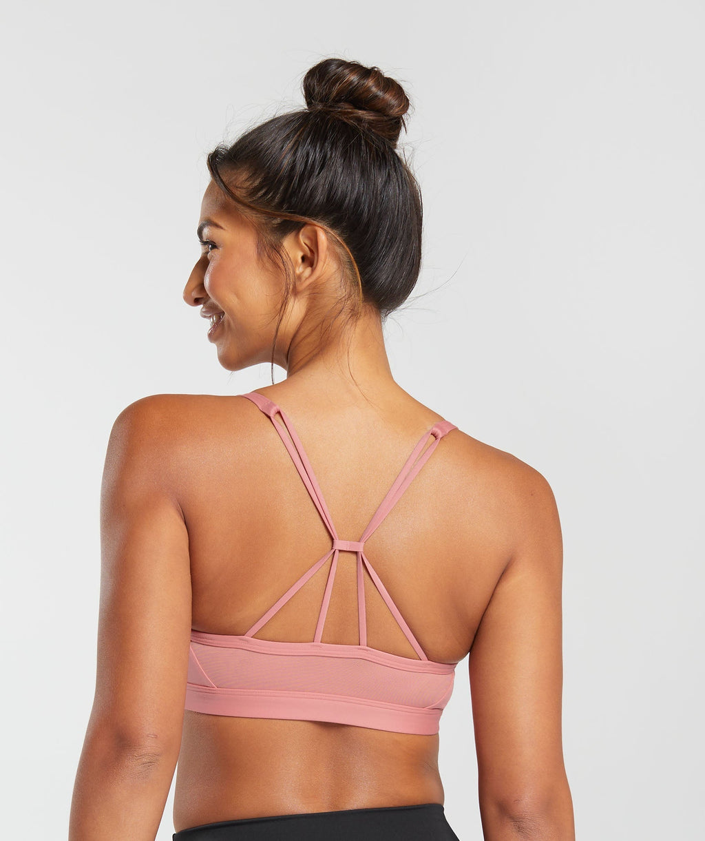 gymshark-ruched-strappy-sports-bra-classic-pink-aw23