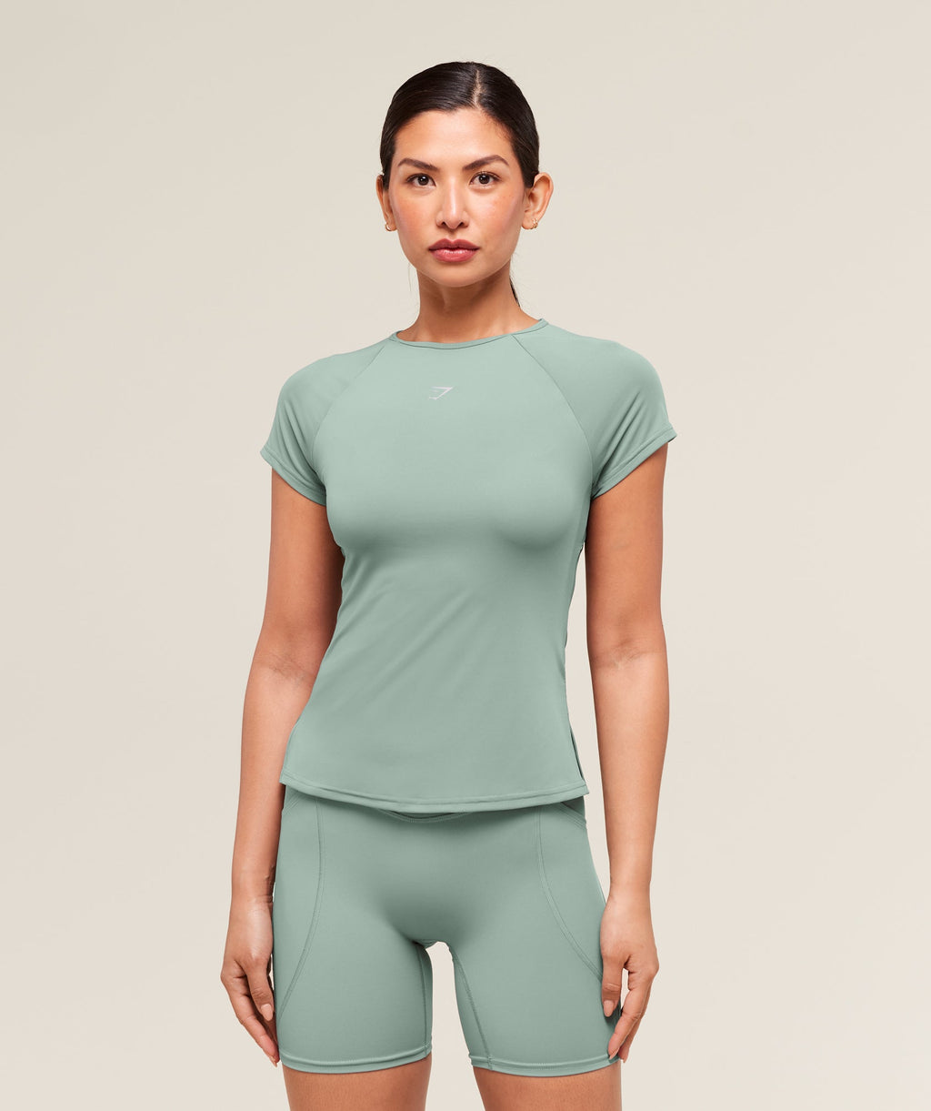 gymshark-running-back-vent-t-shirt-celeste-blue-ss25