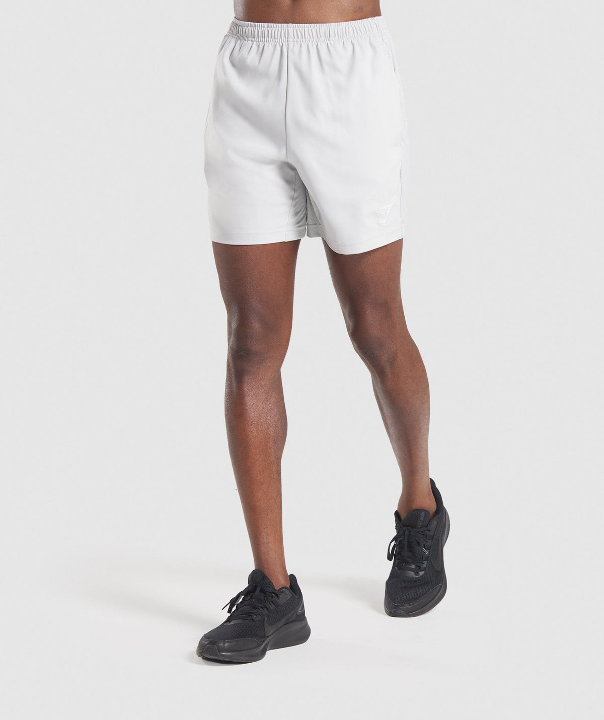 gymshark-sport-shorts-light-grey