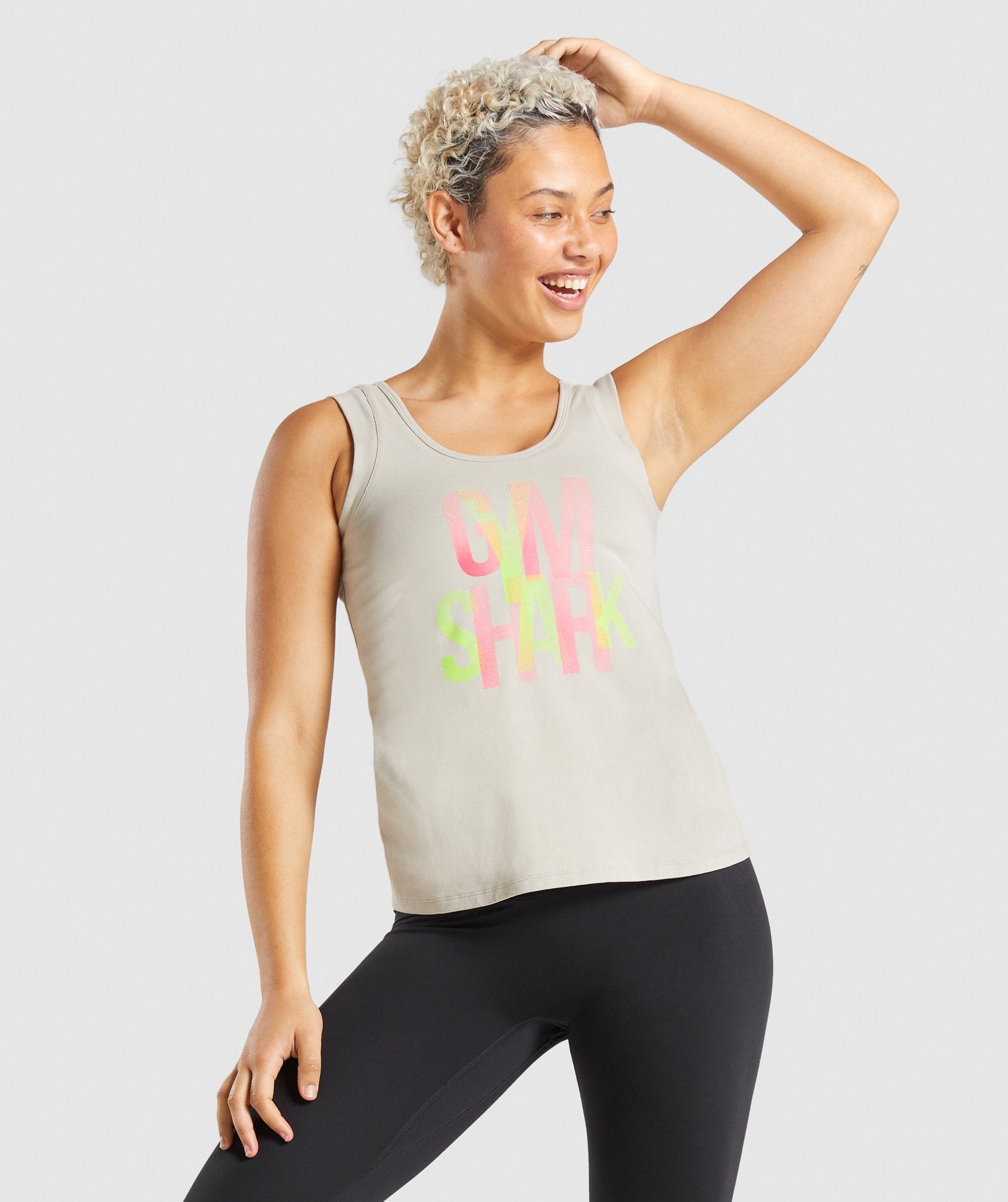 gymshark-strobe-graphic-tank-grey