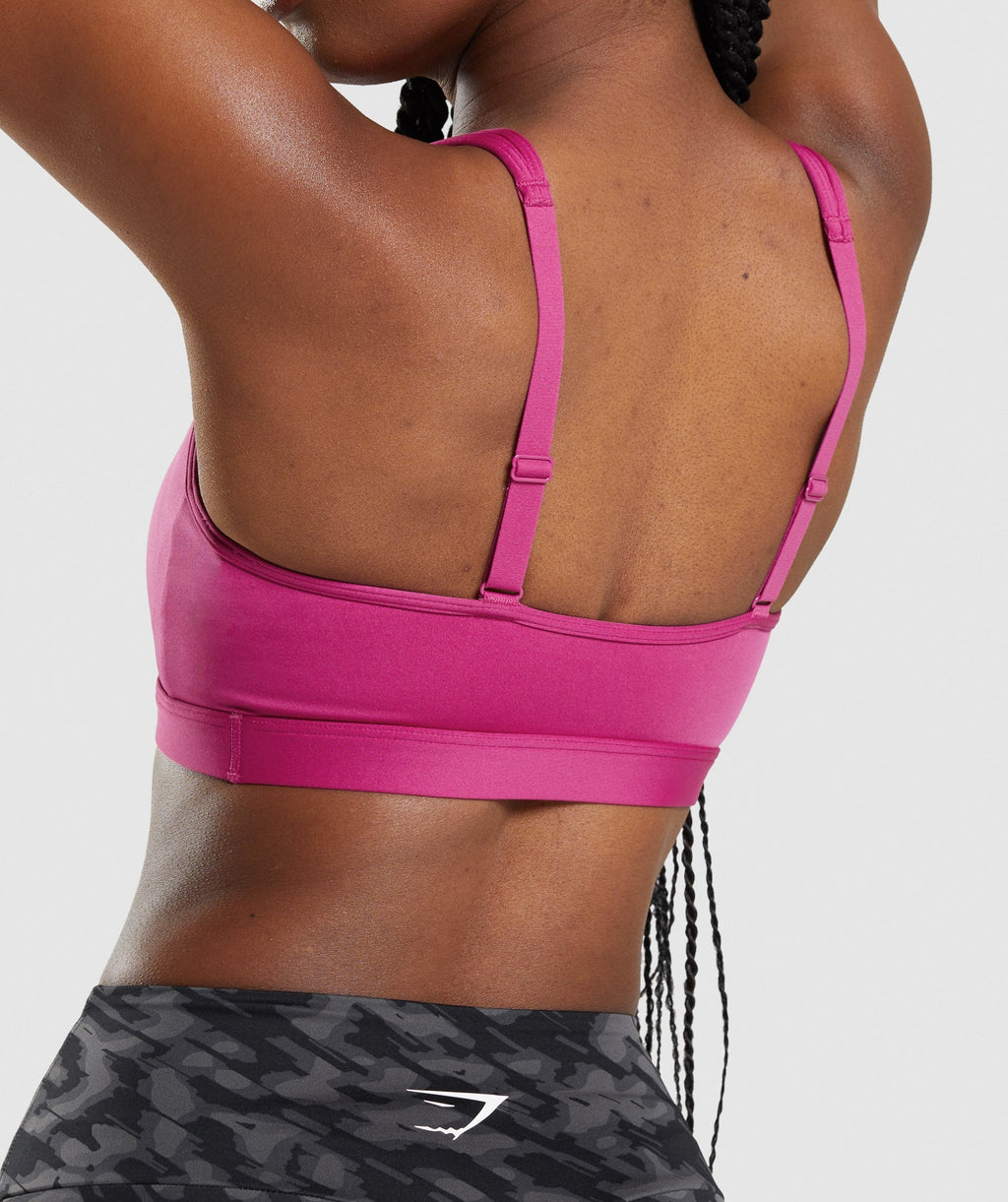 gymshark-scoop-neck-sports-bra-dragon-pink-ss22