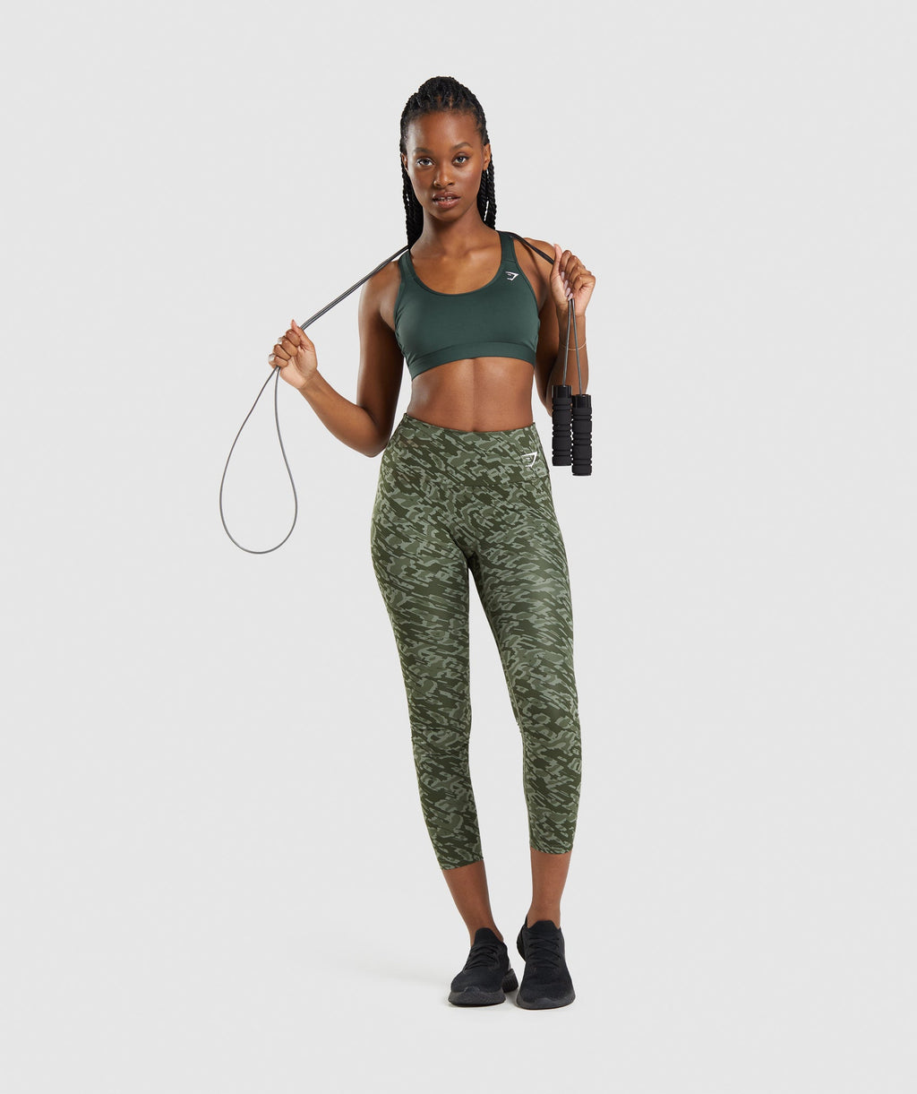gymshark-scoop-neck-sports-bra-obsidian-green-ss22