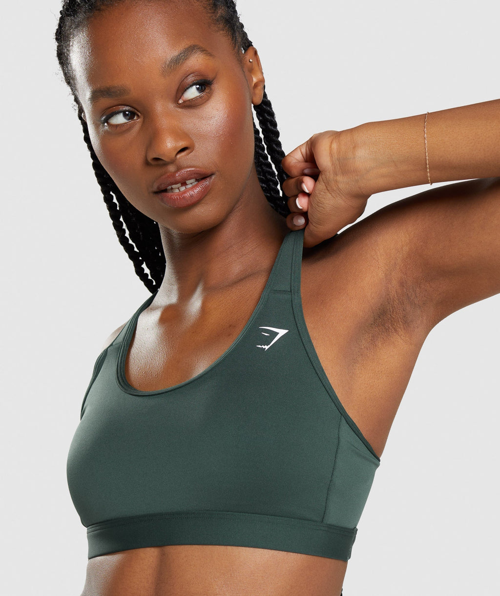 gymshark-scoop-neck-sports-bra-obsidian-green-ss22