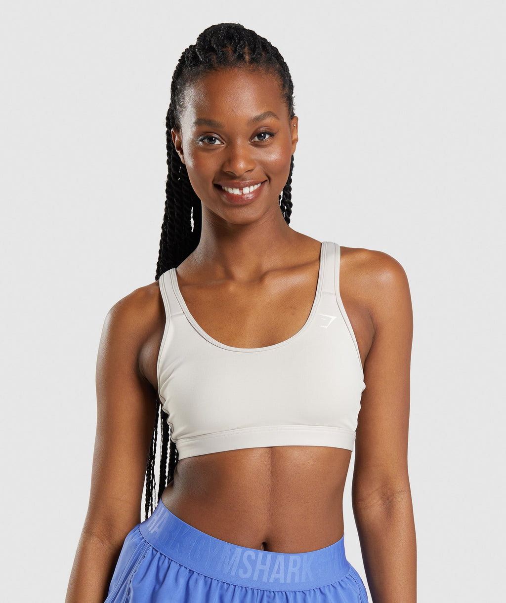 gymshark-scoop-neck-sports-bra-pebble-grey-ss22