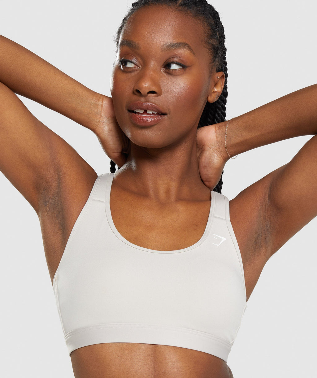 gymshark-scoop-neck-sports-bra-pebble-grey-ss22