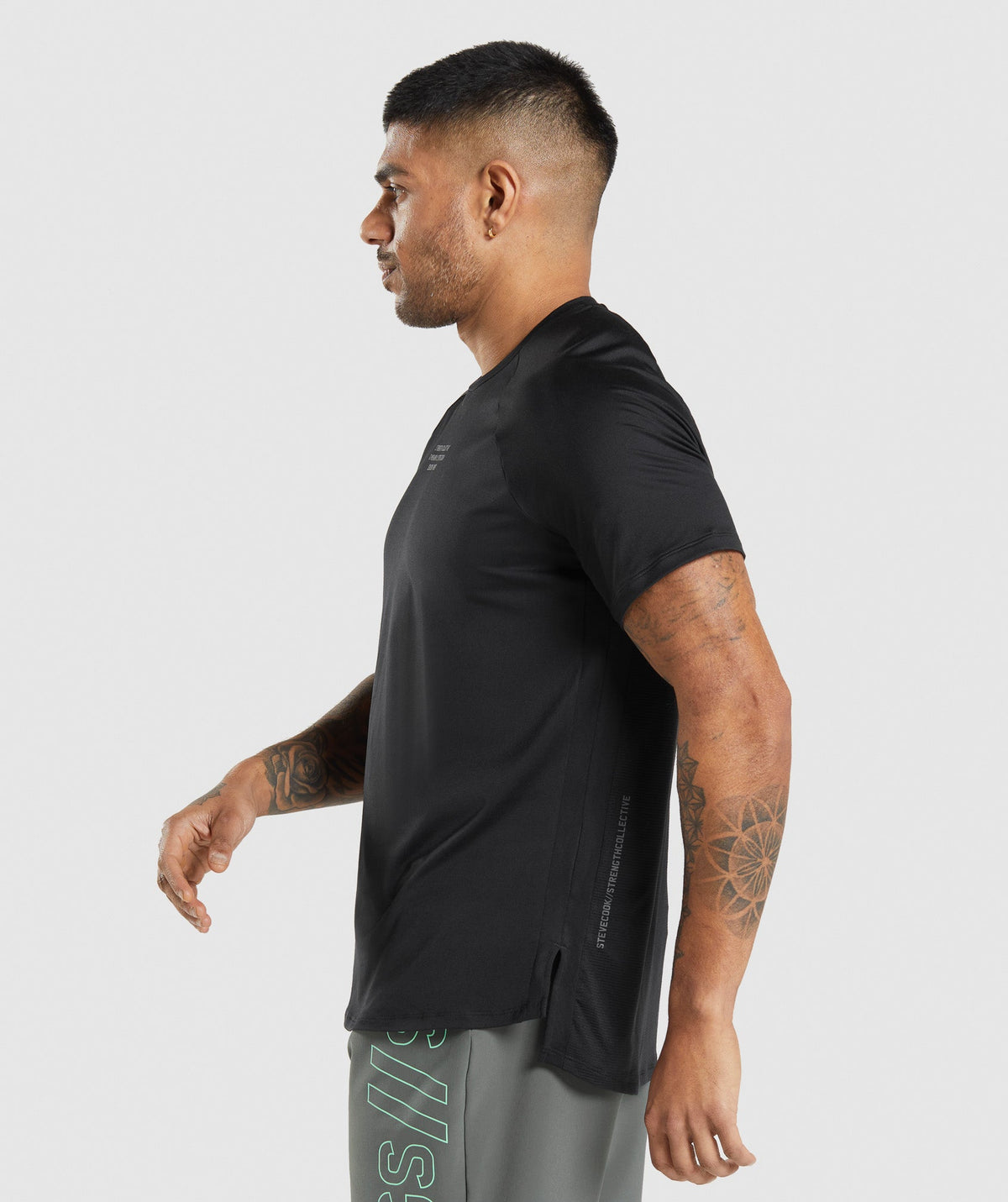 gymshark-steve-cook-t-shirt-black-ss22