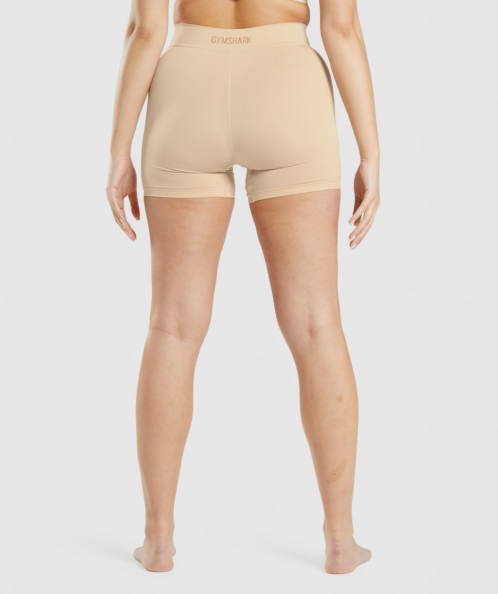gymshark-seamless-boxers-fawn-light-brown-ss22