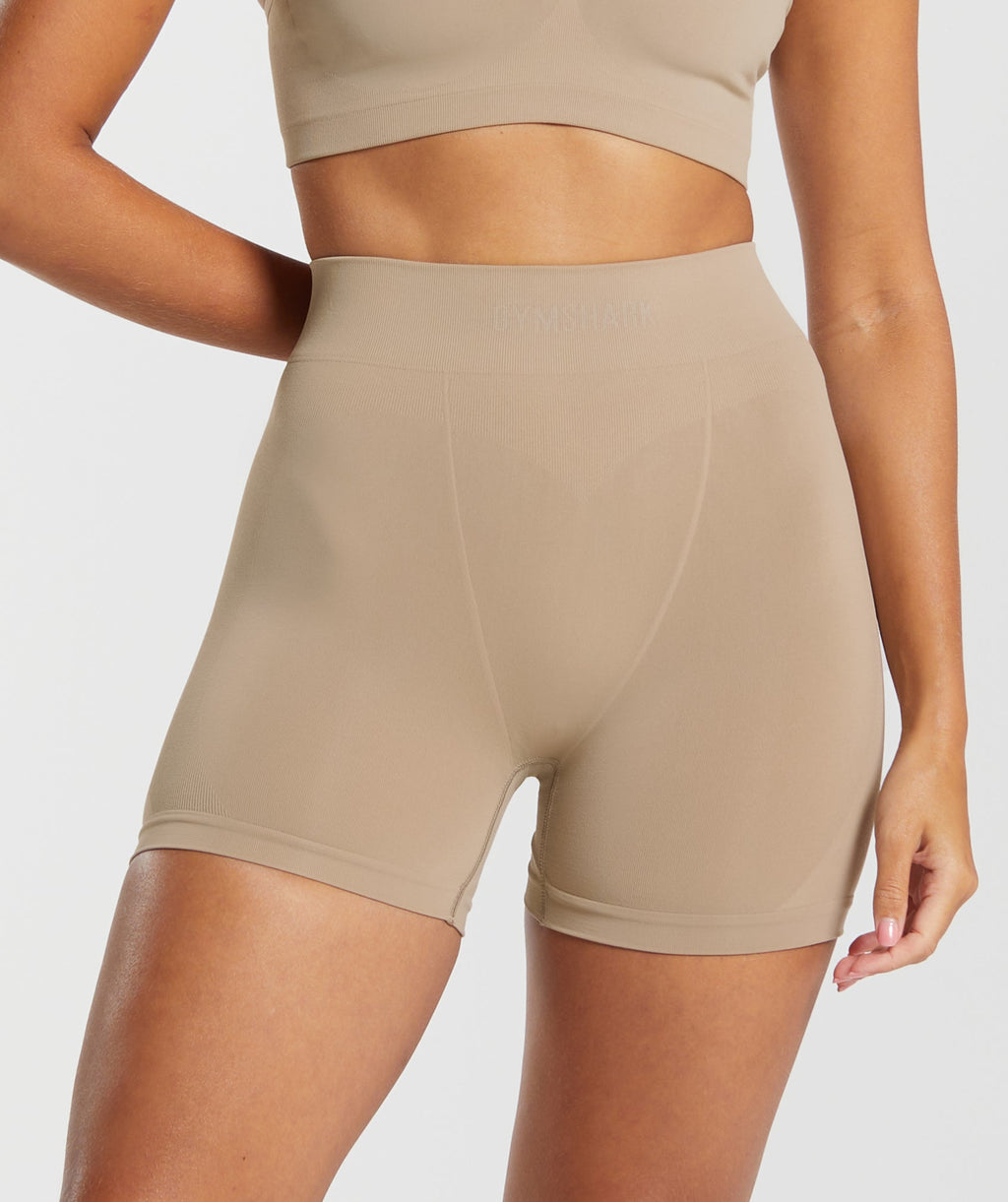 gymshark-seamless-boxers-cement-brown-ss24