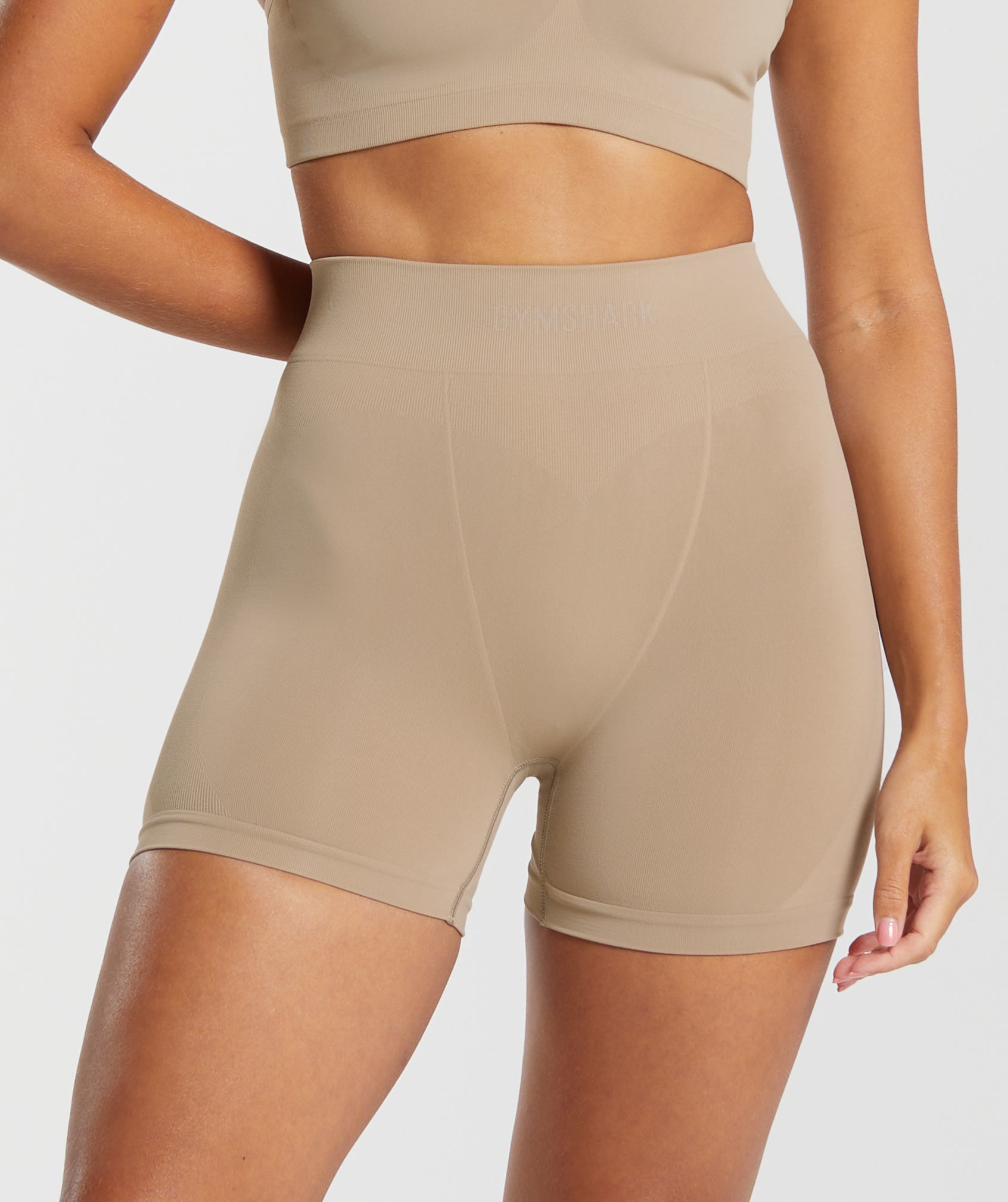 gymshark-seamless-boxers-cement-brown-ss24