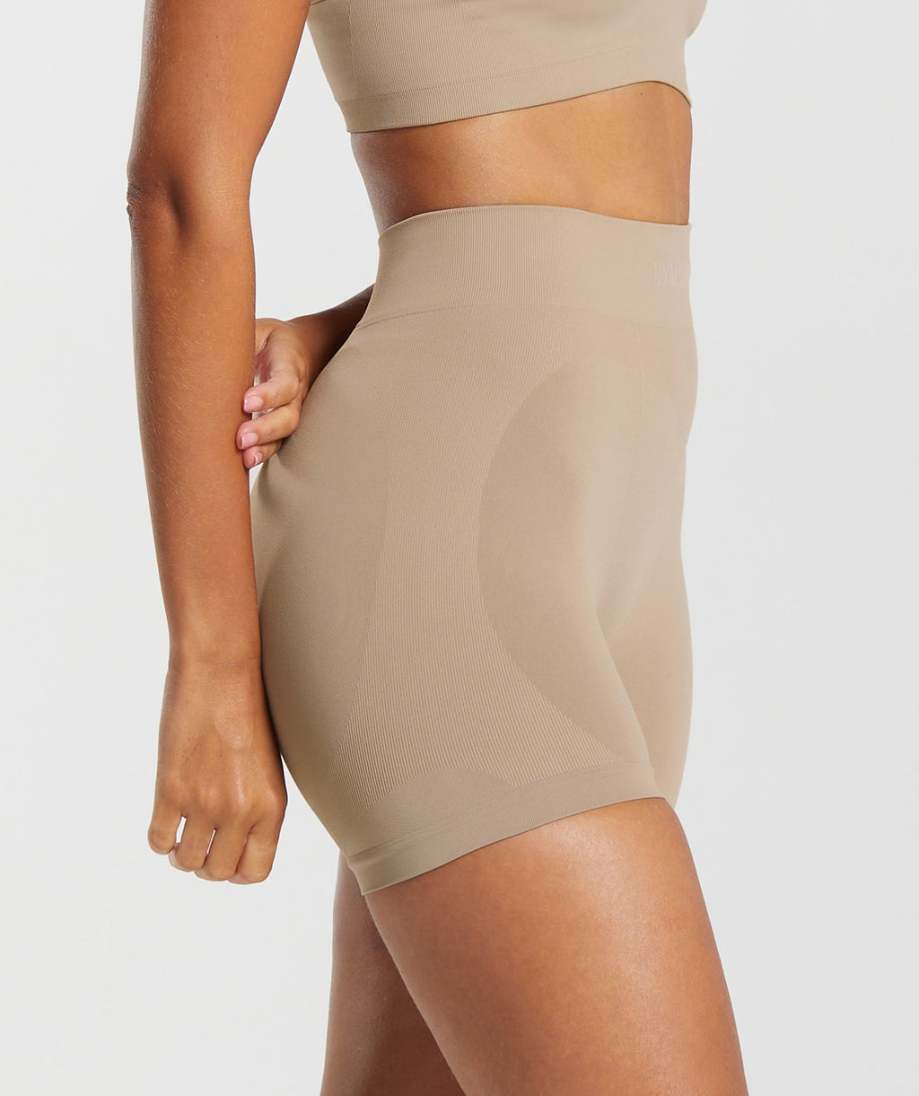 gymshark-seamless-boxers-cement-brown-ss24