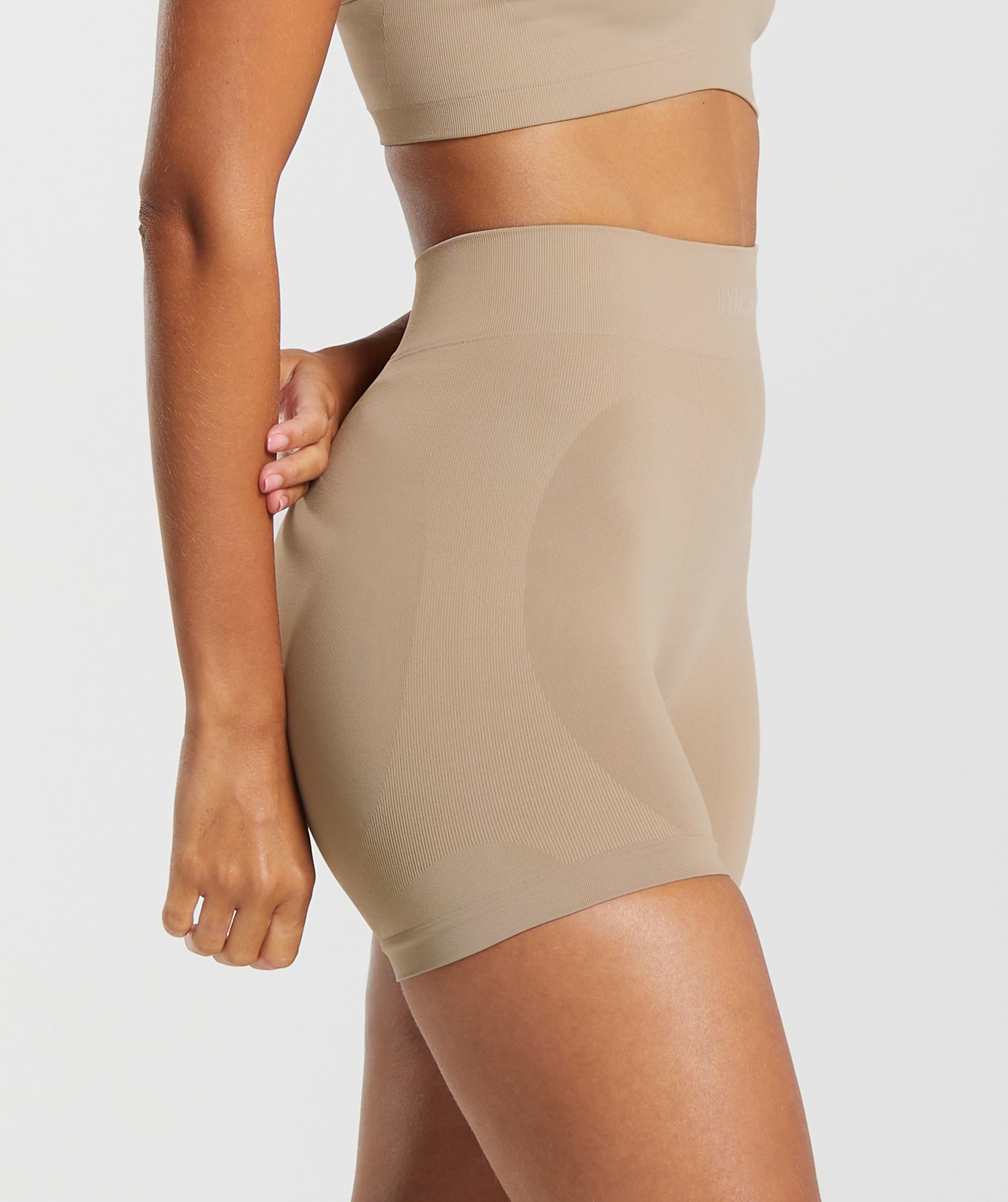gymshark-seamless-boxers-cement-brown-ss24