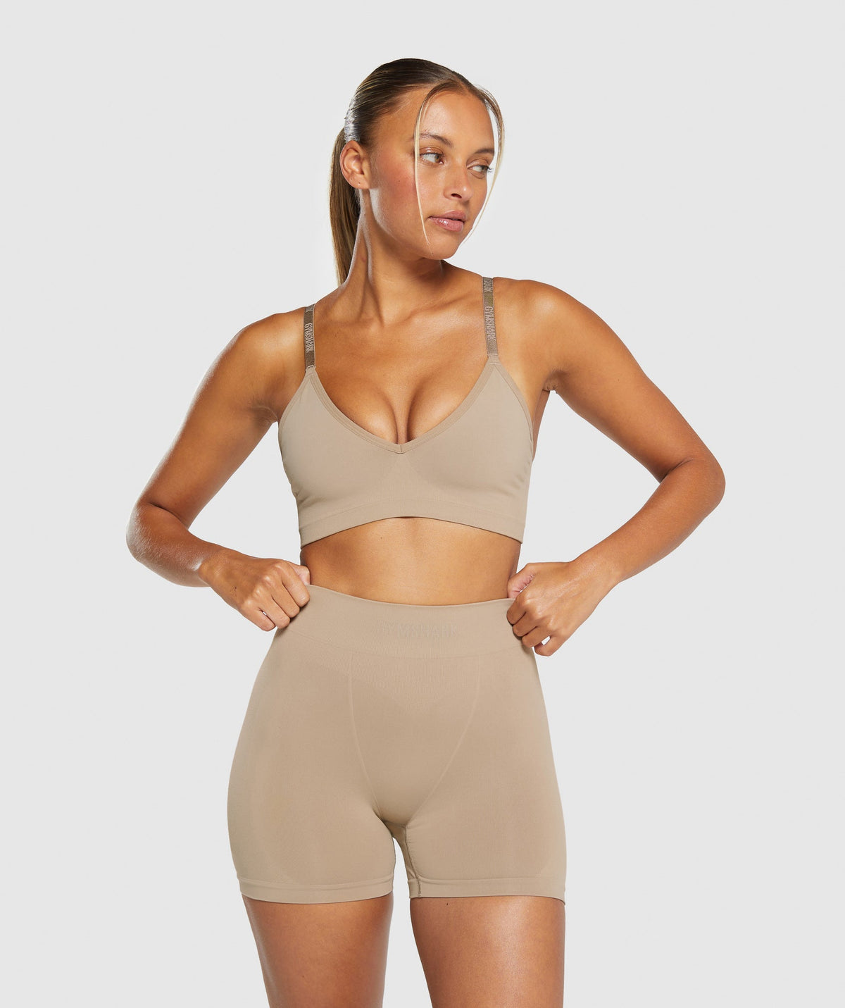 gymshark-seamless-boxers-cement-brown-ss24