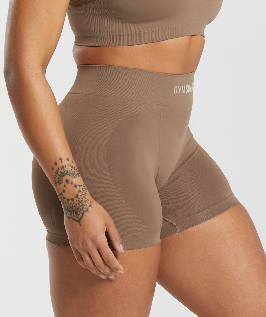gymshark-seamless-boxers-soul-brown-ss24