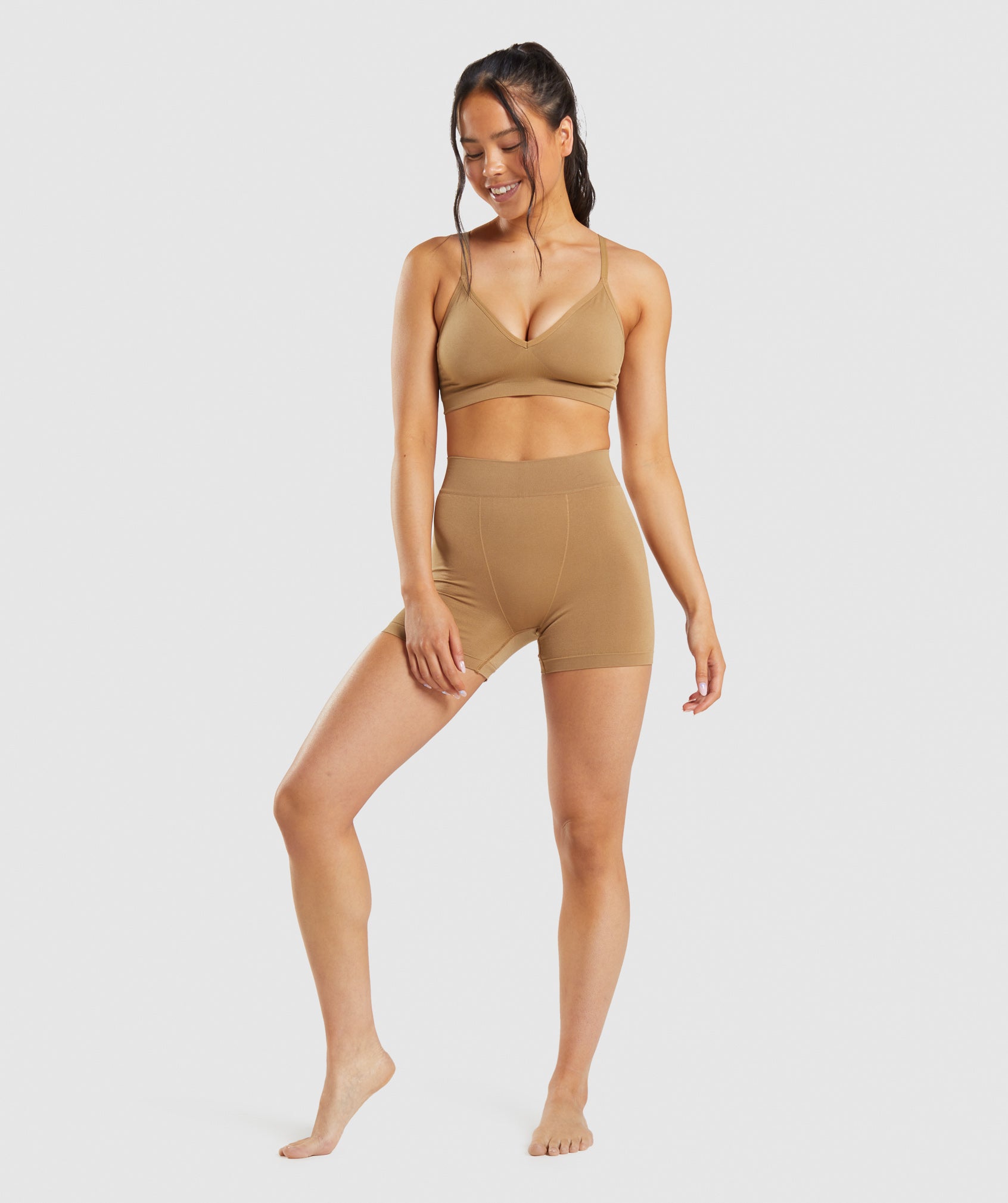 gymshark-seamless-boxers-golden-light-brown-ss22