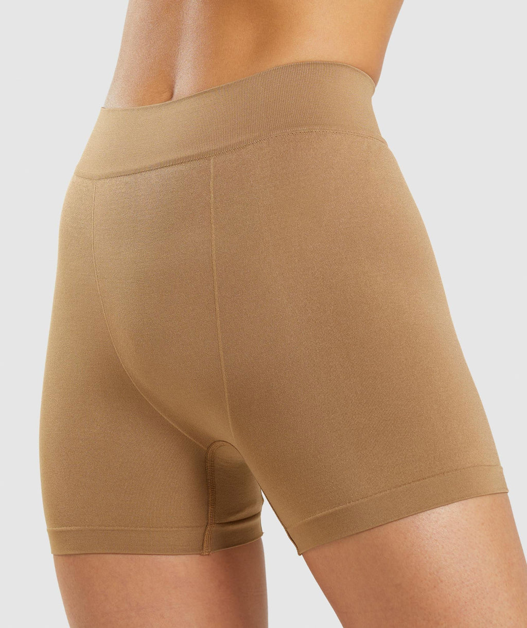 gymshark-seamless-boxers-golden-light-brown-ss22