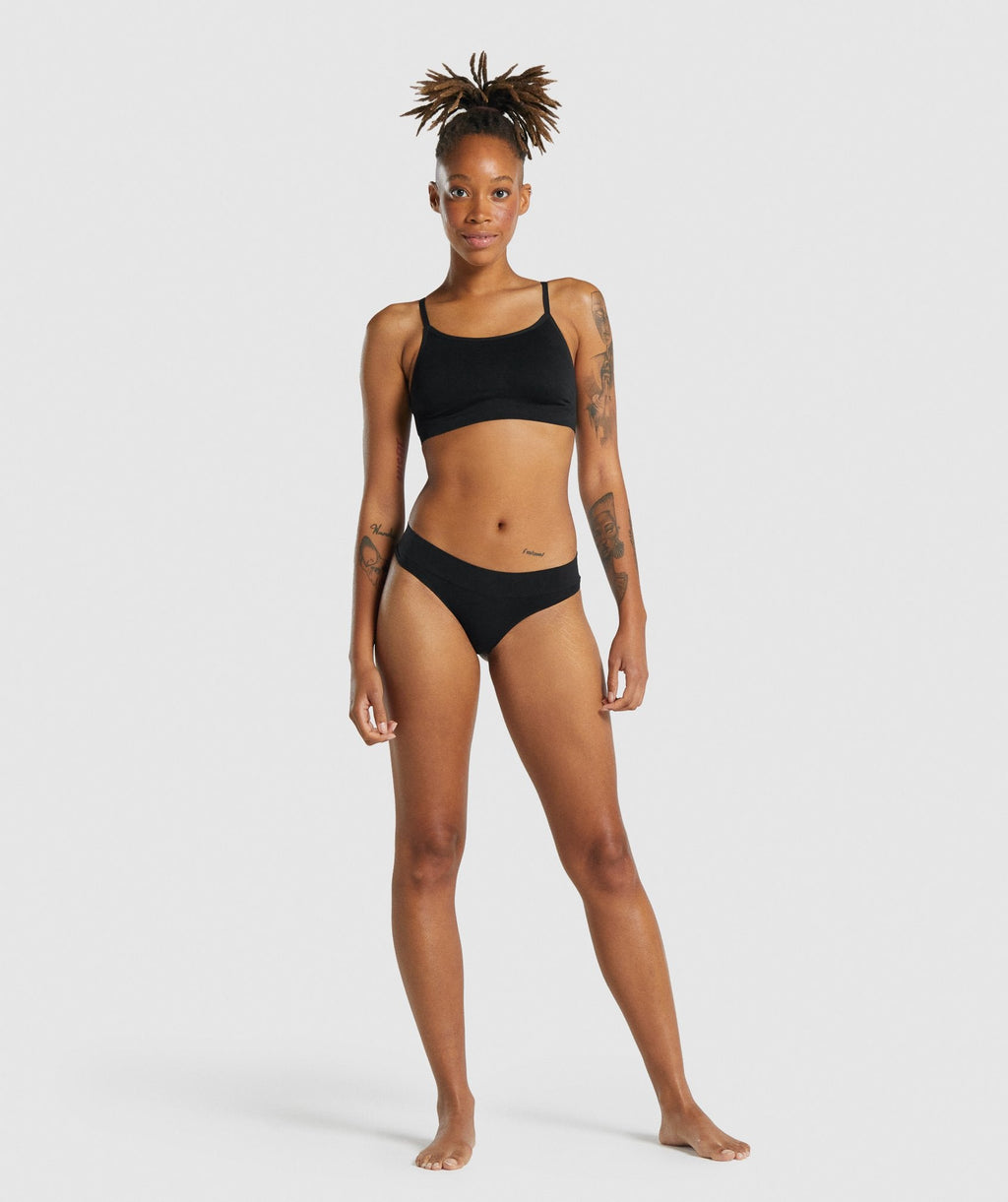 gymshark-seamless-high-neck-bralette-black-aw21