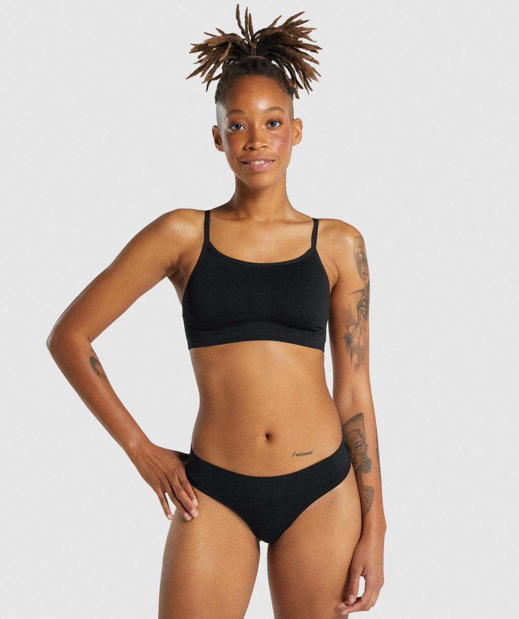 gymshark-seamless-high-neck-bralette-black-aw21