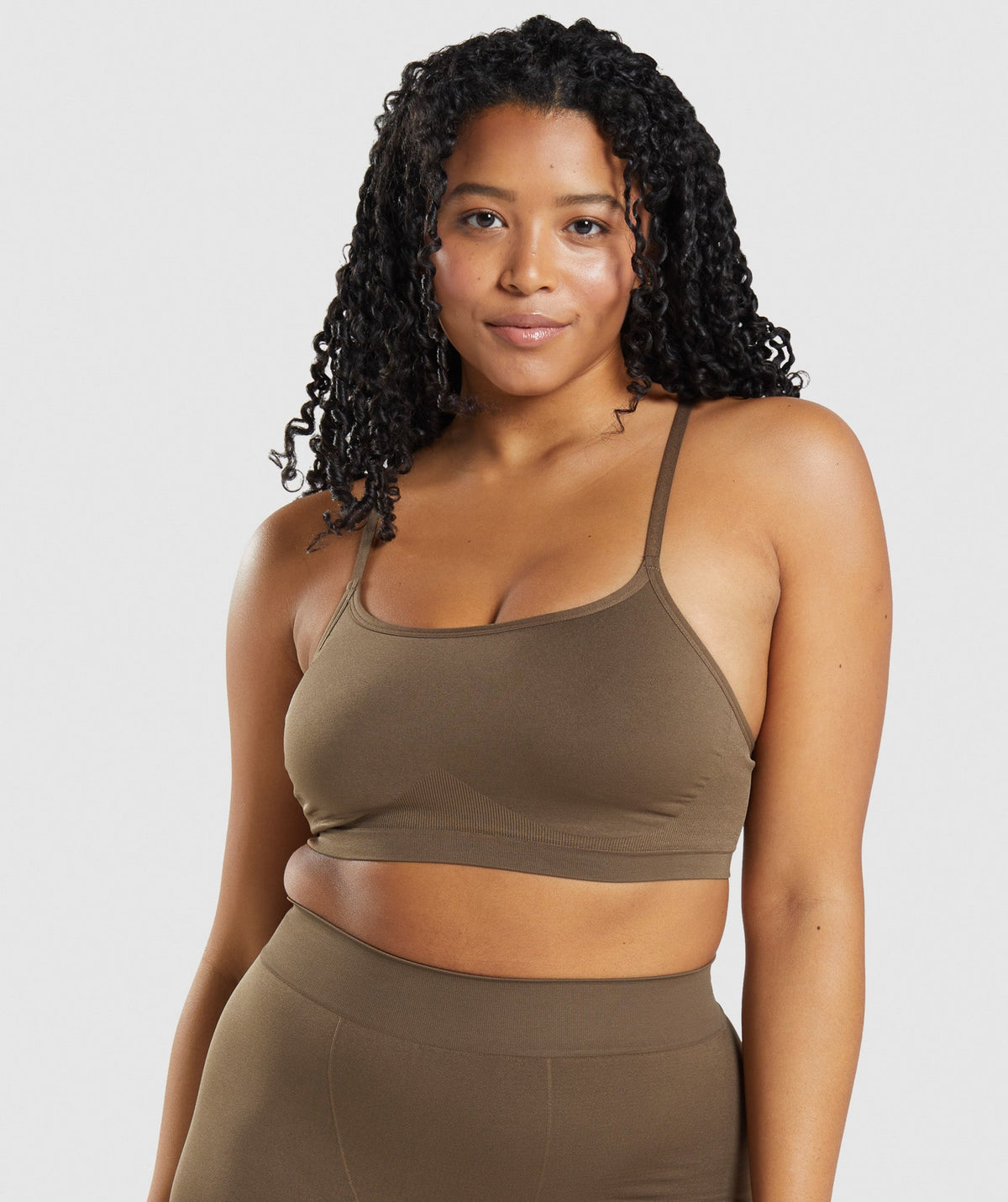 gymshark-seamless-high-neck-bralette-walnut-brown-ss22