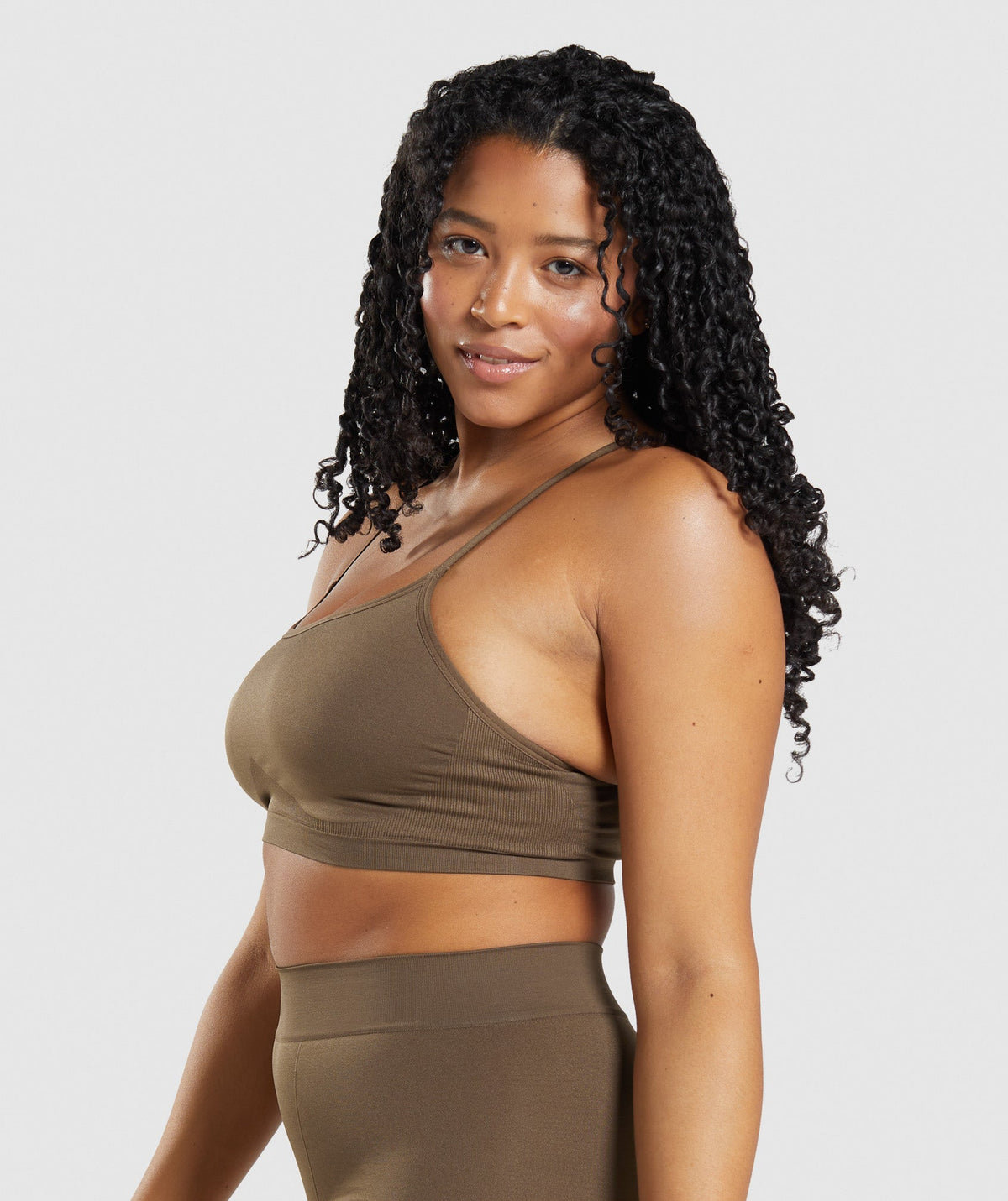 gymshark-seamless-high-neck-bralette-walnut-brown-ss22