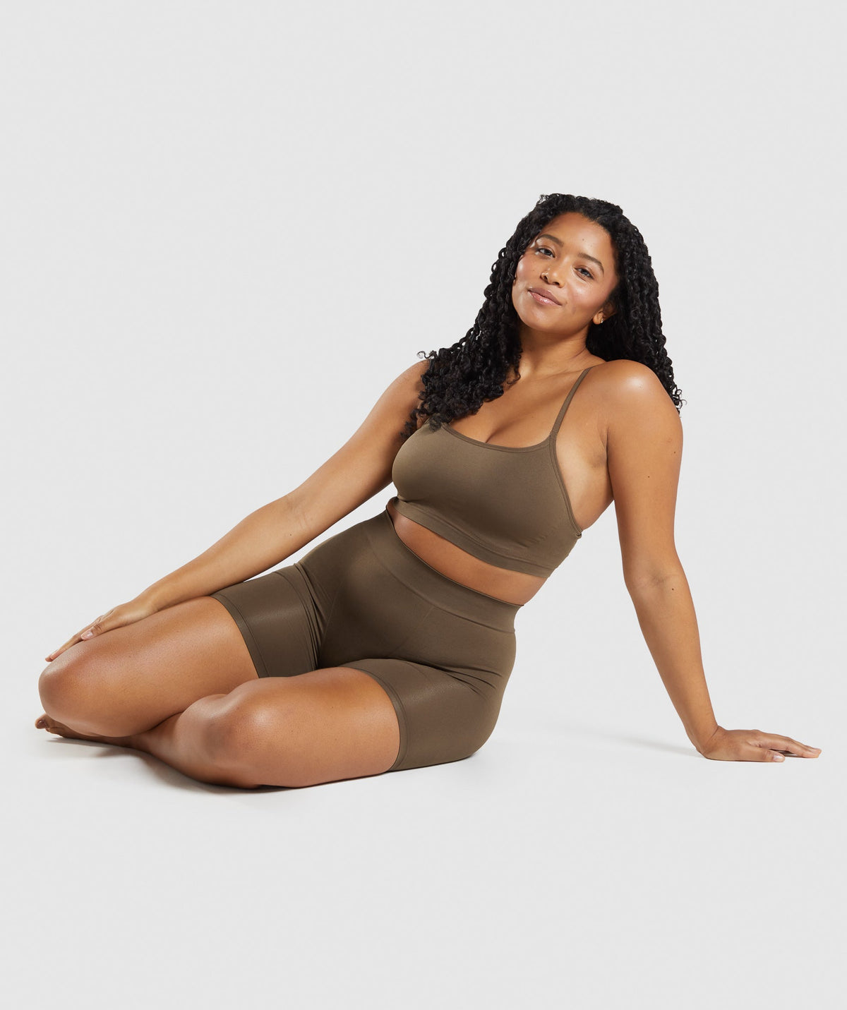 gymshark-seamless-high-neck-bralette-walnut-brown-ss22