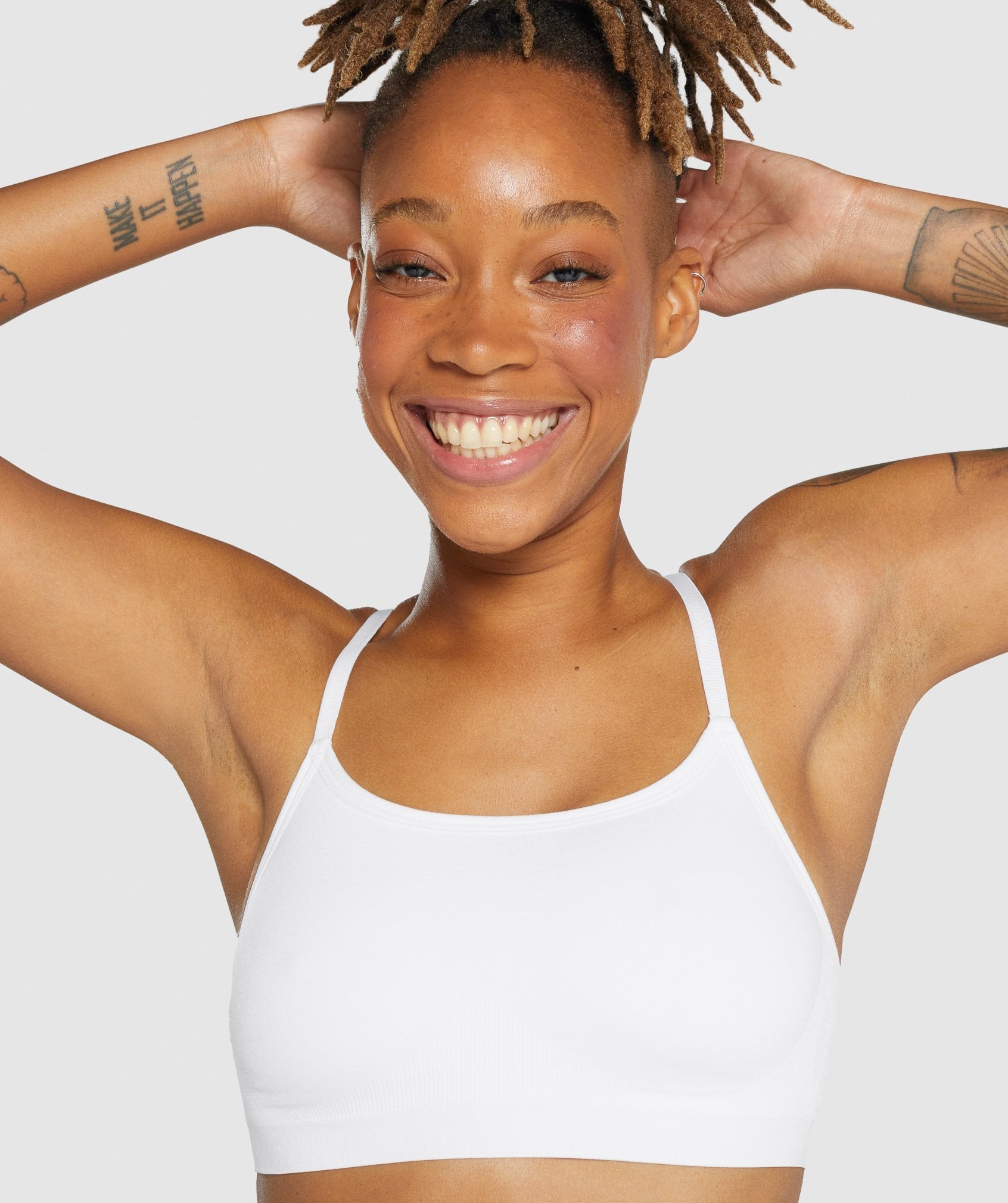gymshark-seamless-high-neck-bralette-white-aw21