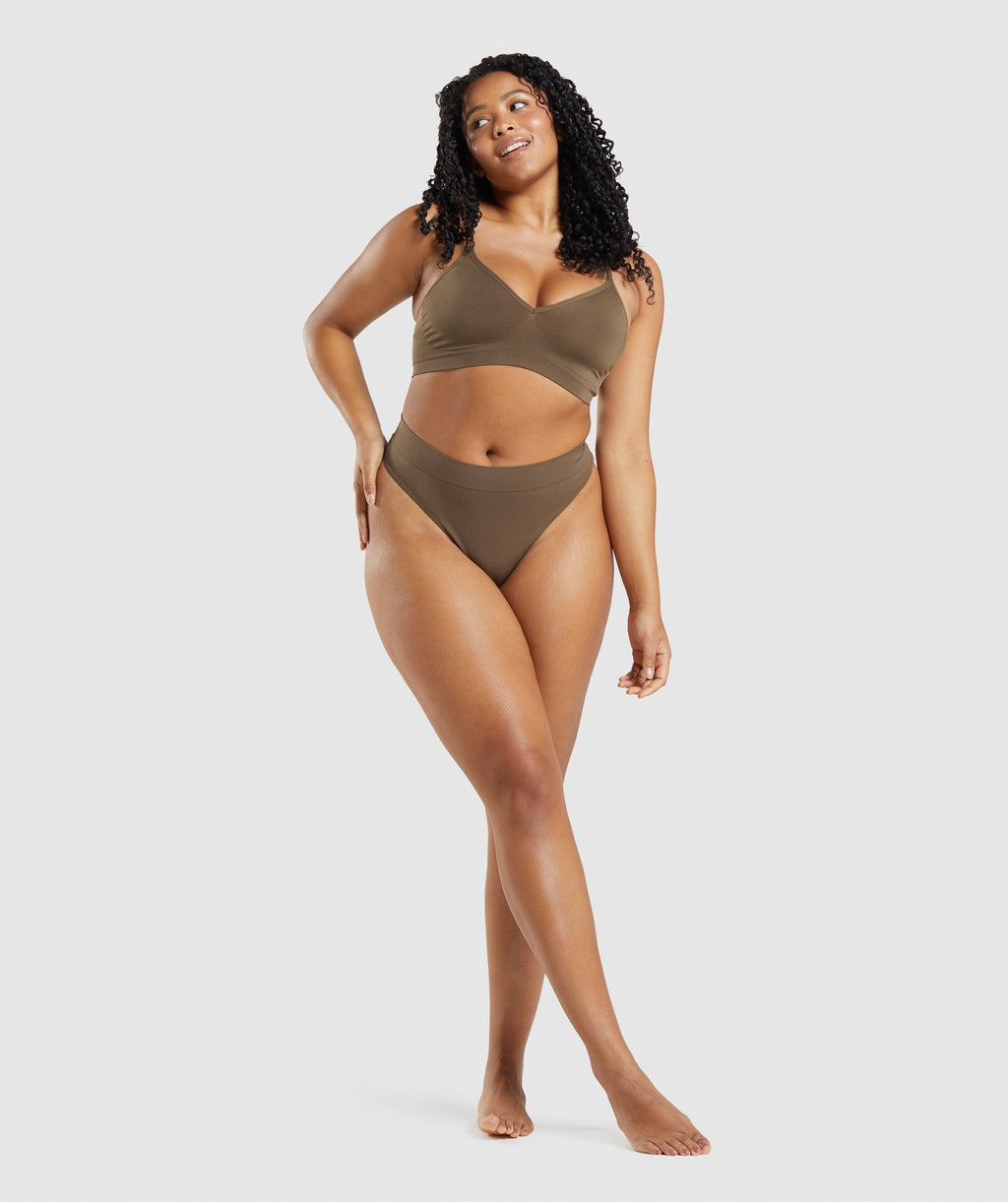 gymshark-seamless-low-neck-bralette-walnut-brown-ss22