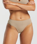 gymshark-seamless-brief-cement-brown-ss24